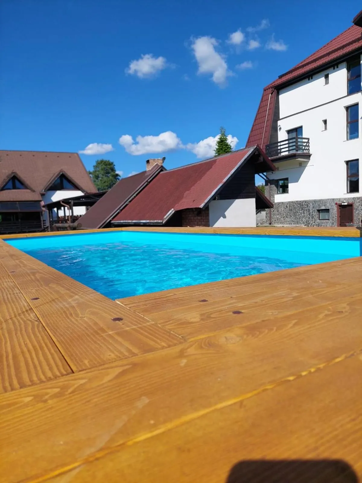 Swimming pool in New Wolf