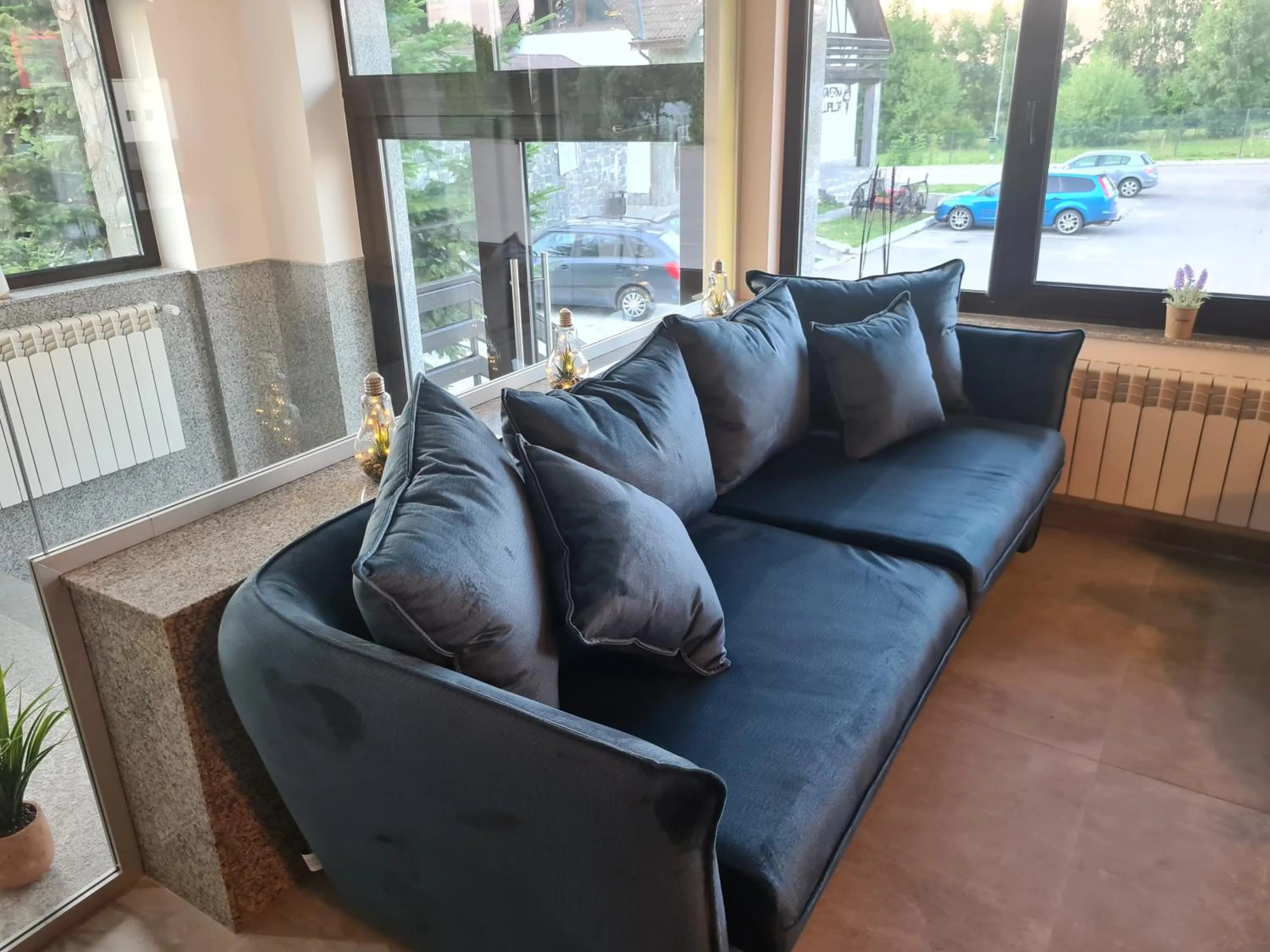 Lobby or reception in New Wolf