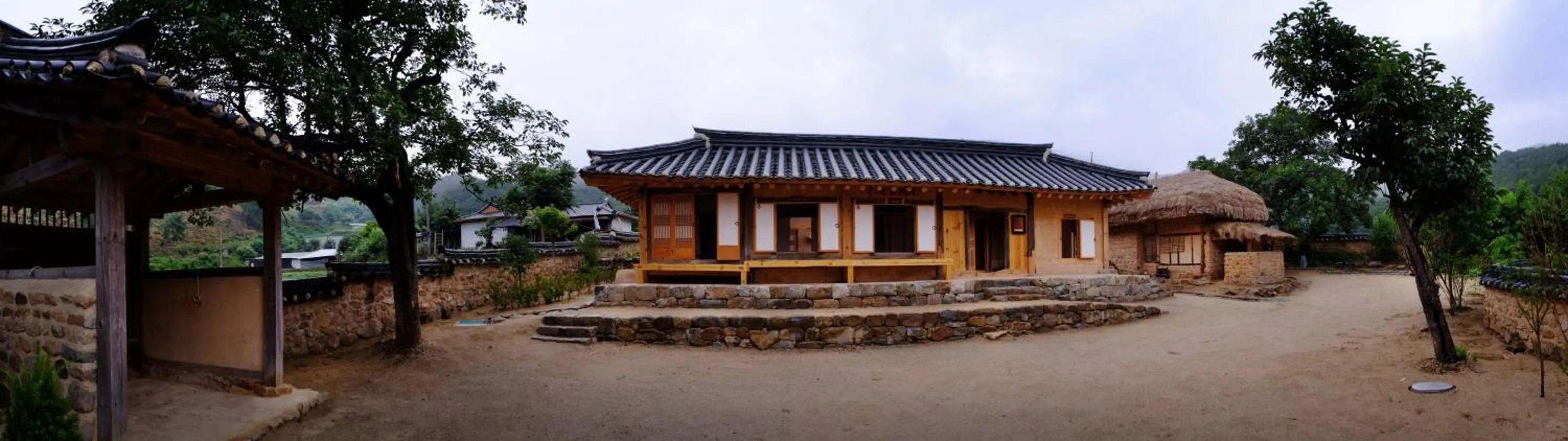 Jukheon Traditional House