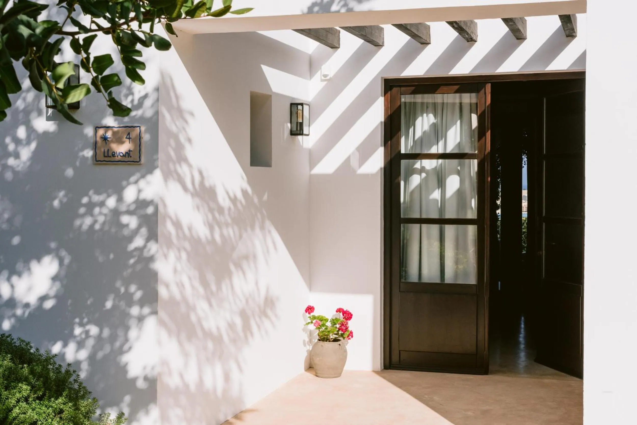 Facade/entrance in Casa Maca