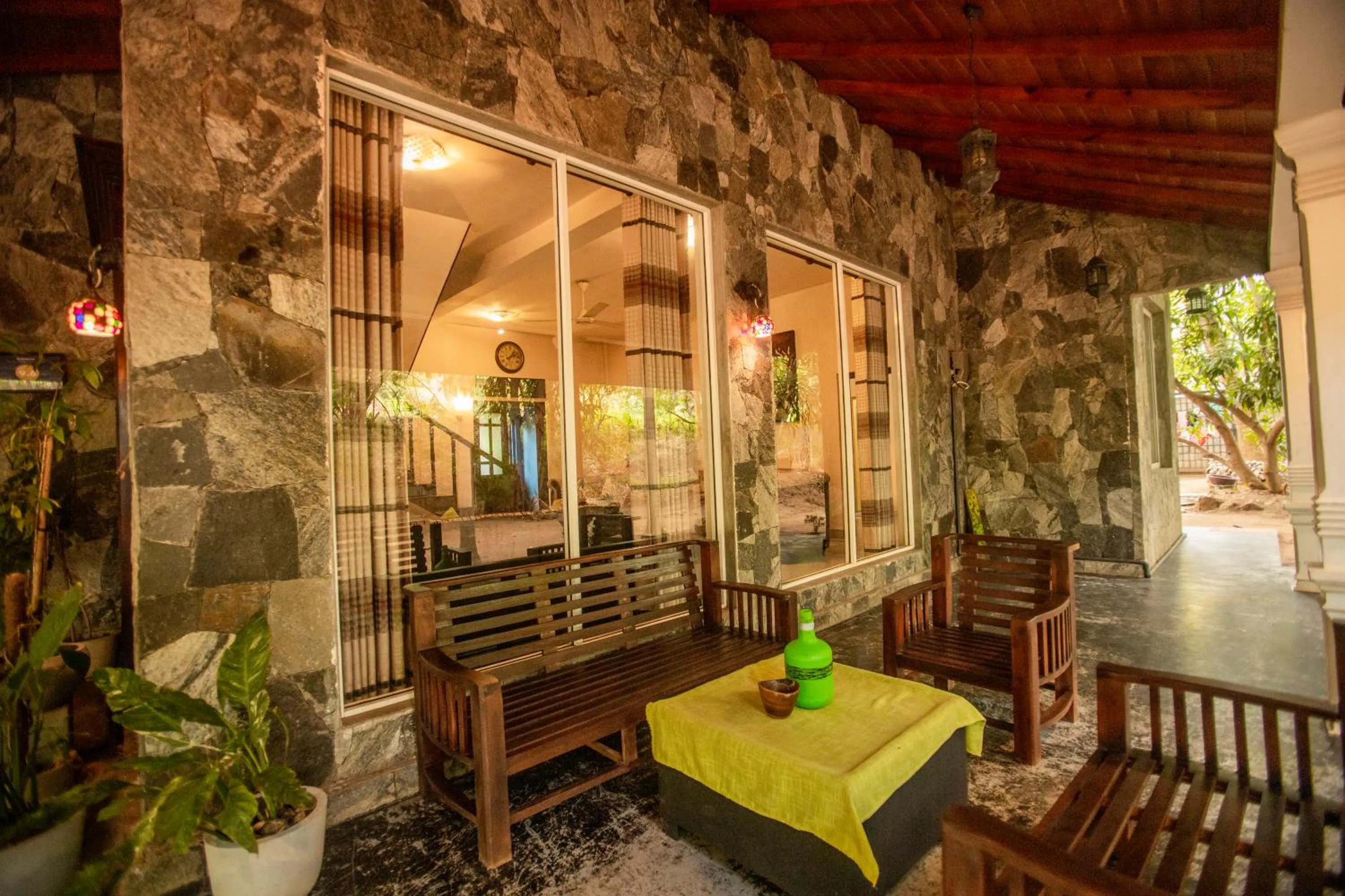 Living room in Evergreen Hotel Dambulla