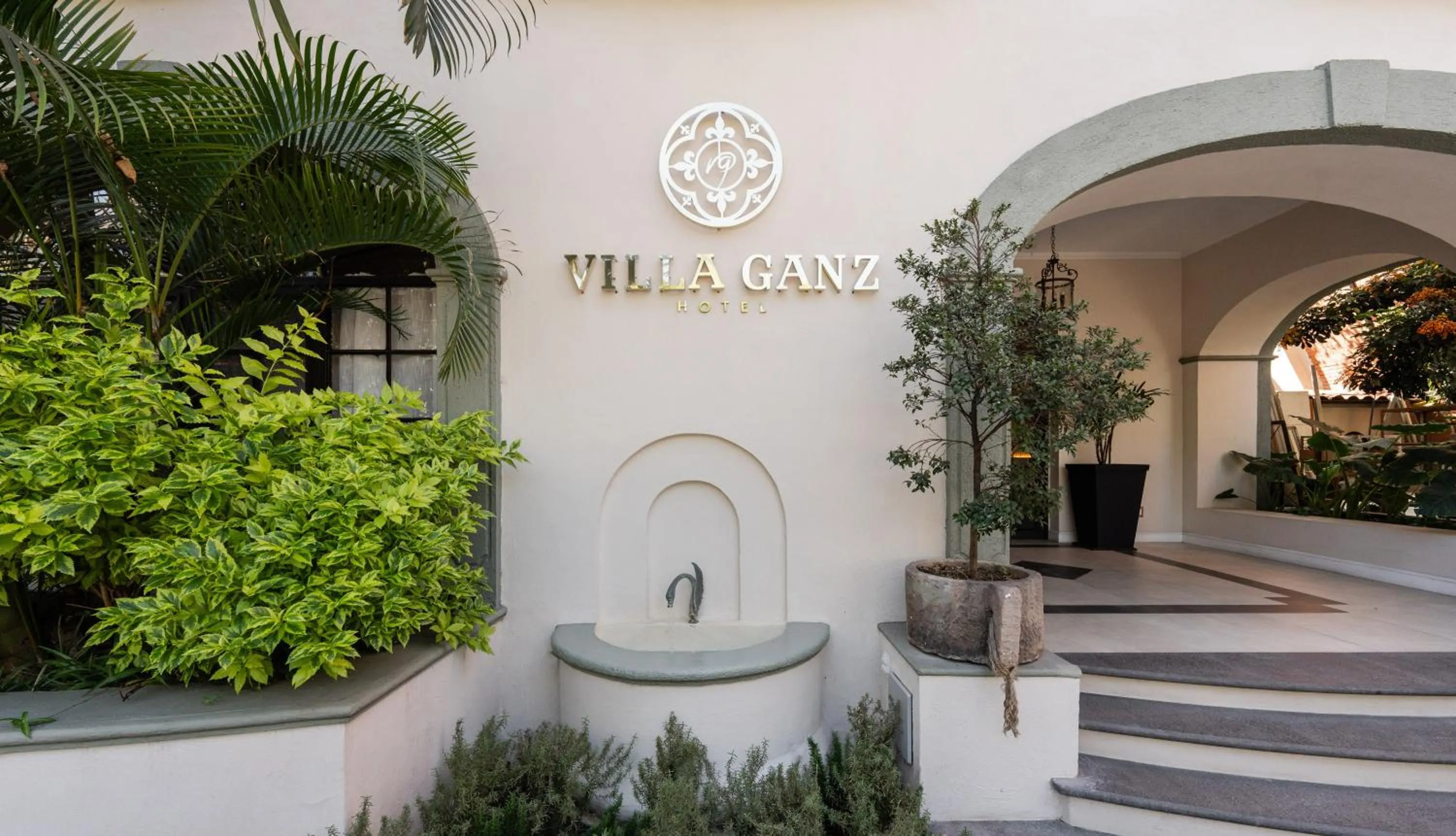 Property building in Villa Ganz Boutique Hotel