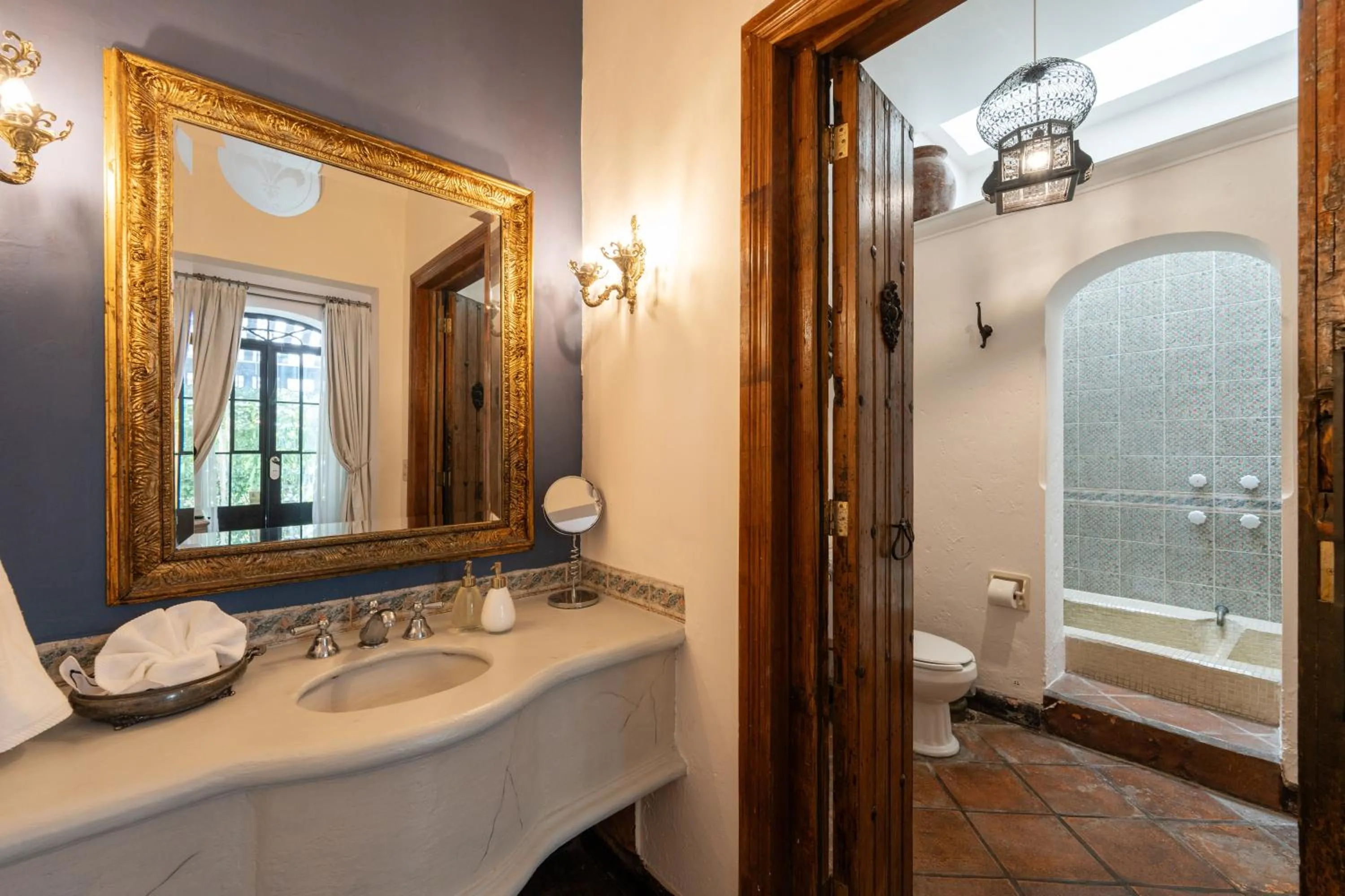 Bathroom in Villa Ganz Boutique Hotel