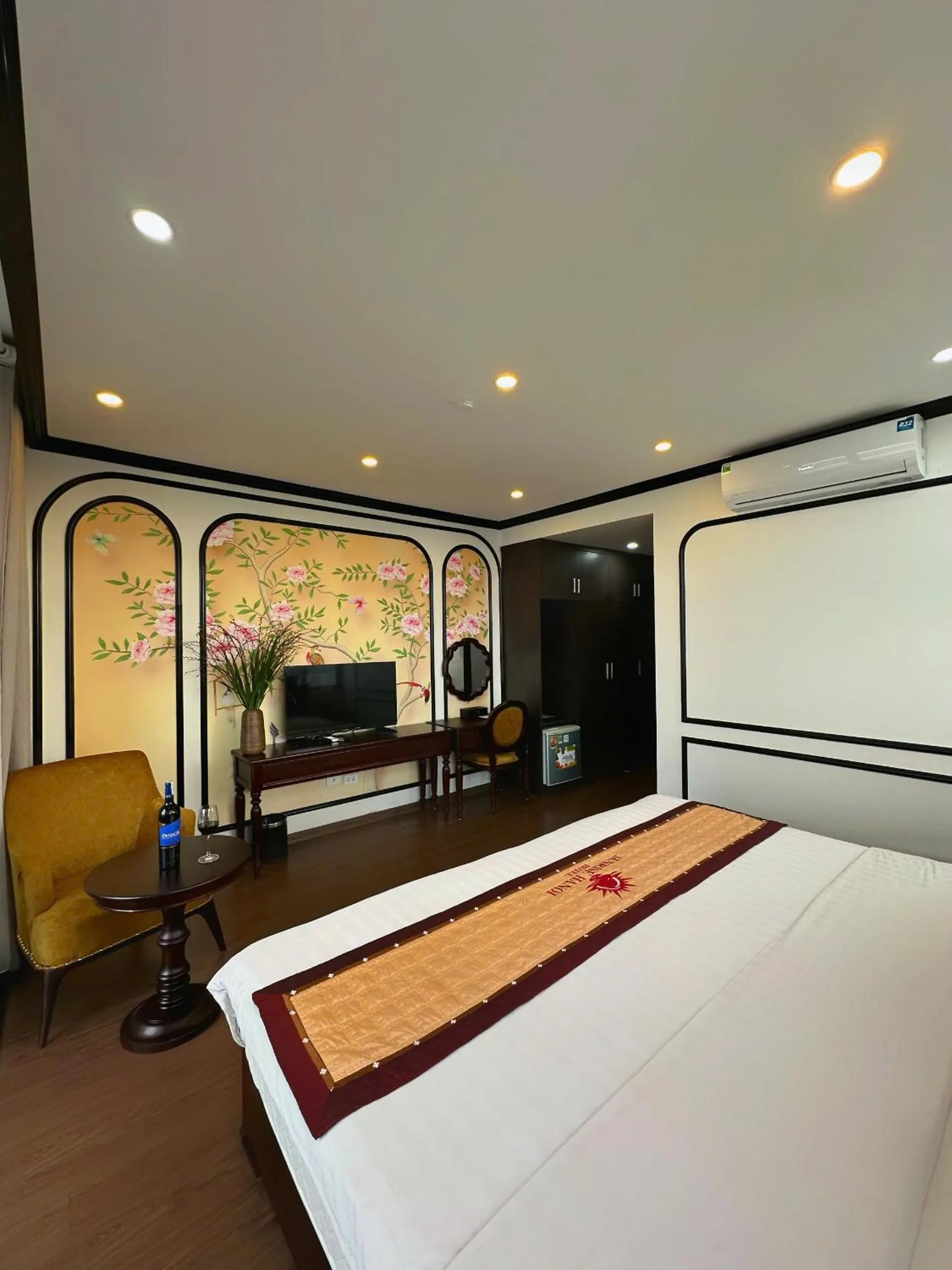 Bed in Sunrise Hanoi Hotel