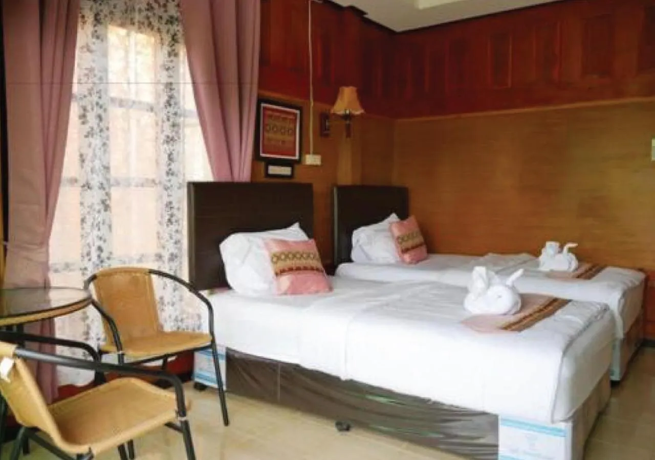 Bed in Sisatchanalai Heritage Resort