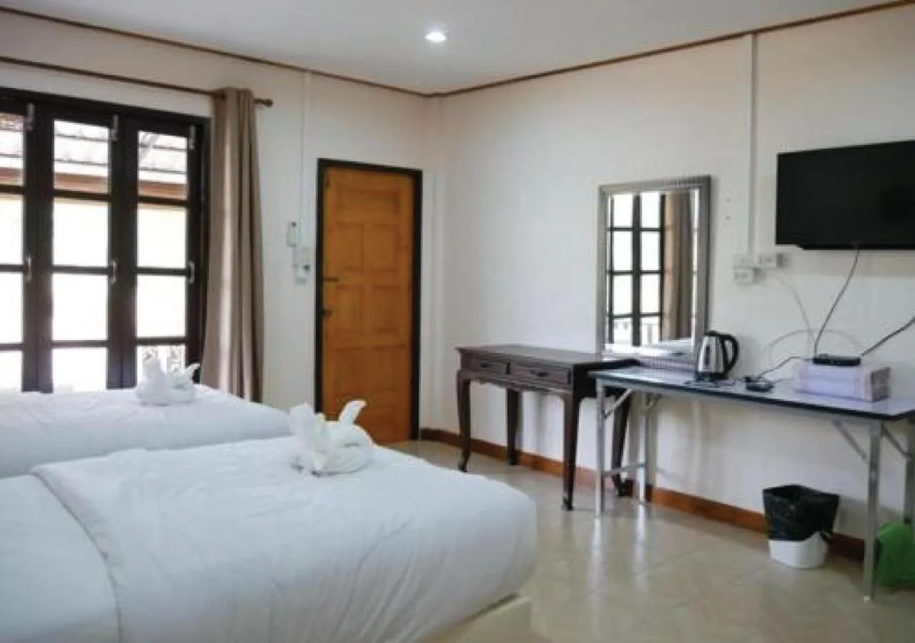 Bed in Sisatchanalai Heritage Resort