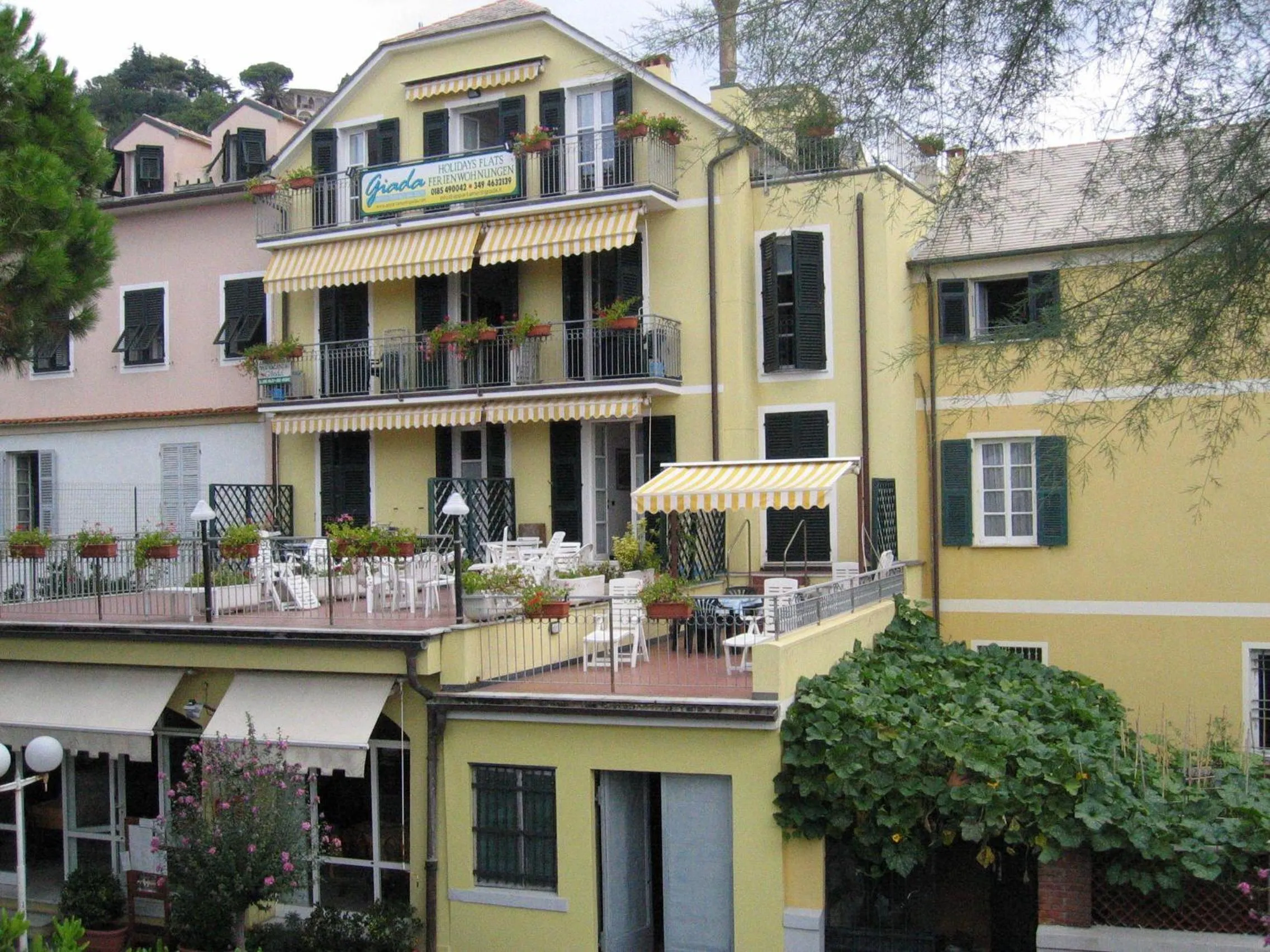 Property building in Giada