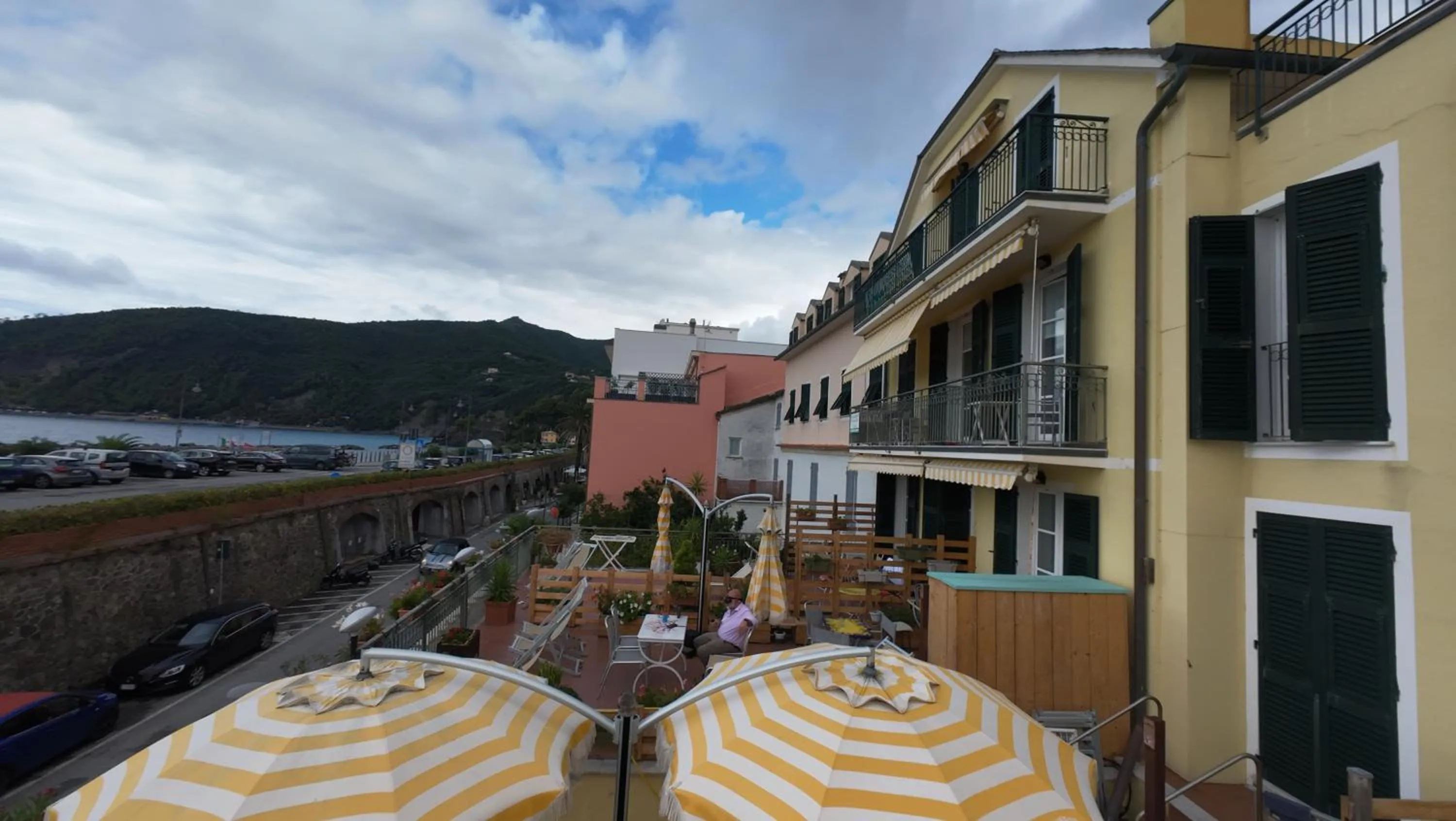 Property building in Giada