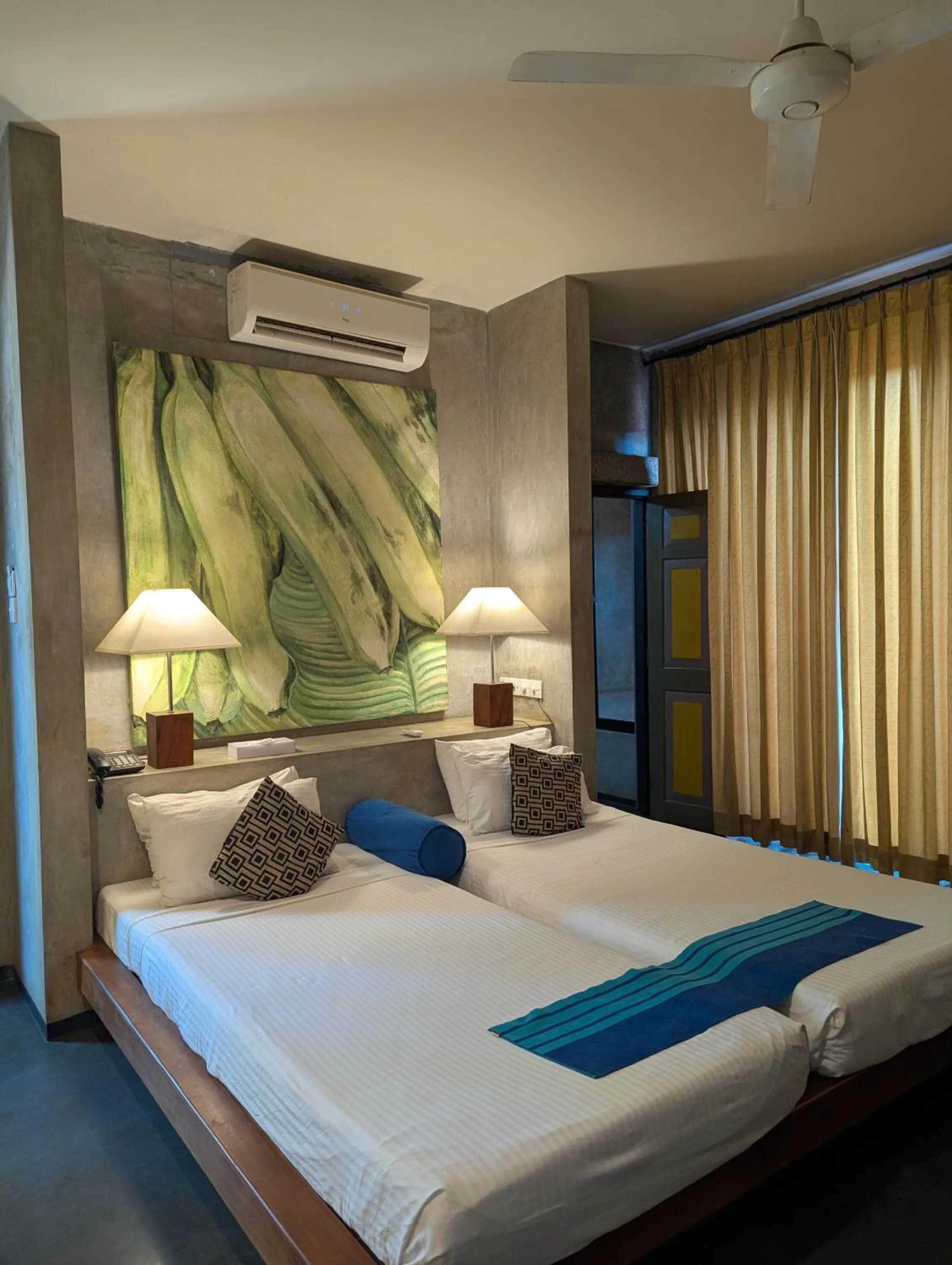 Bed in Sigiriana Resort by Thilanka