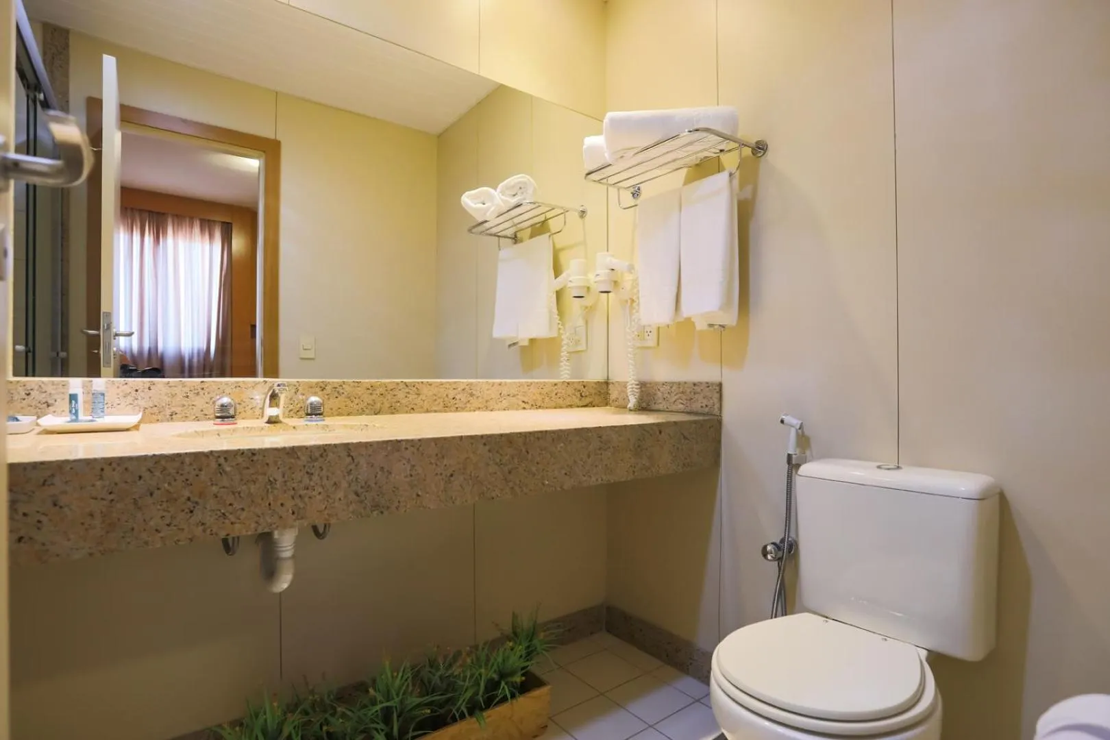 Bathroom in Nobile Suítes Uberlândia