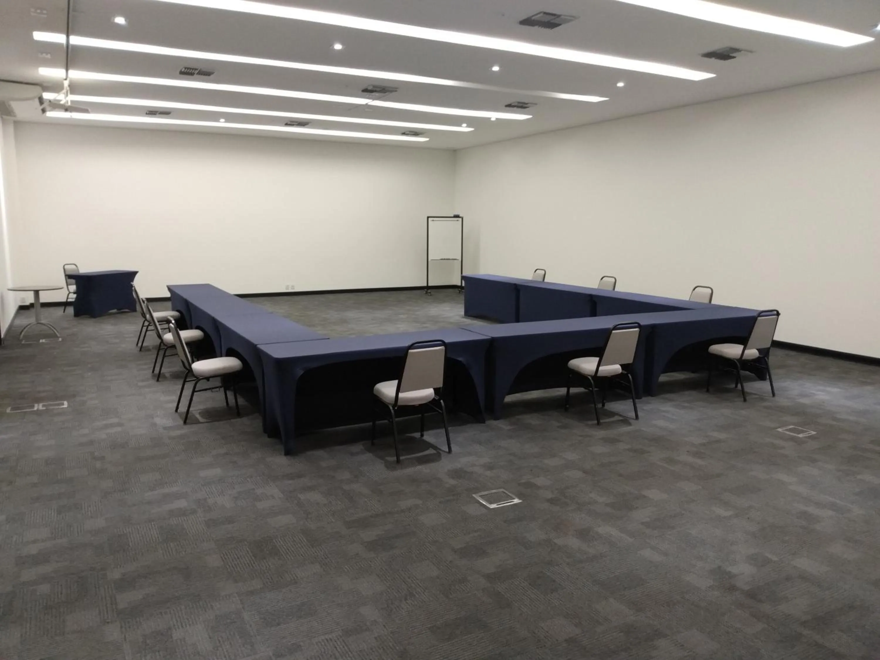 Meeting/conference room in Nobile Suítes Uberlândia
