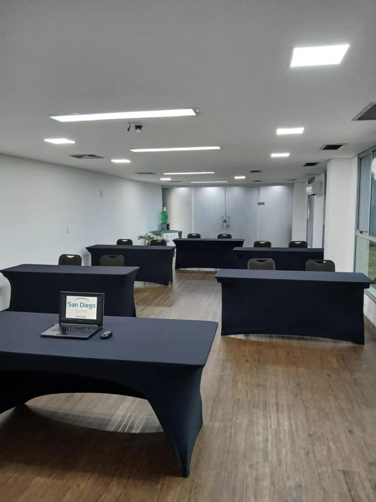 Meeting/conference room in San Diego Suites Ipatinga