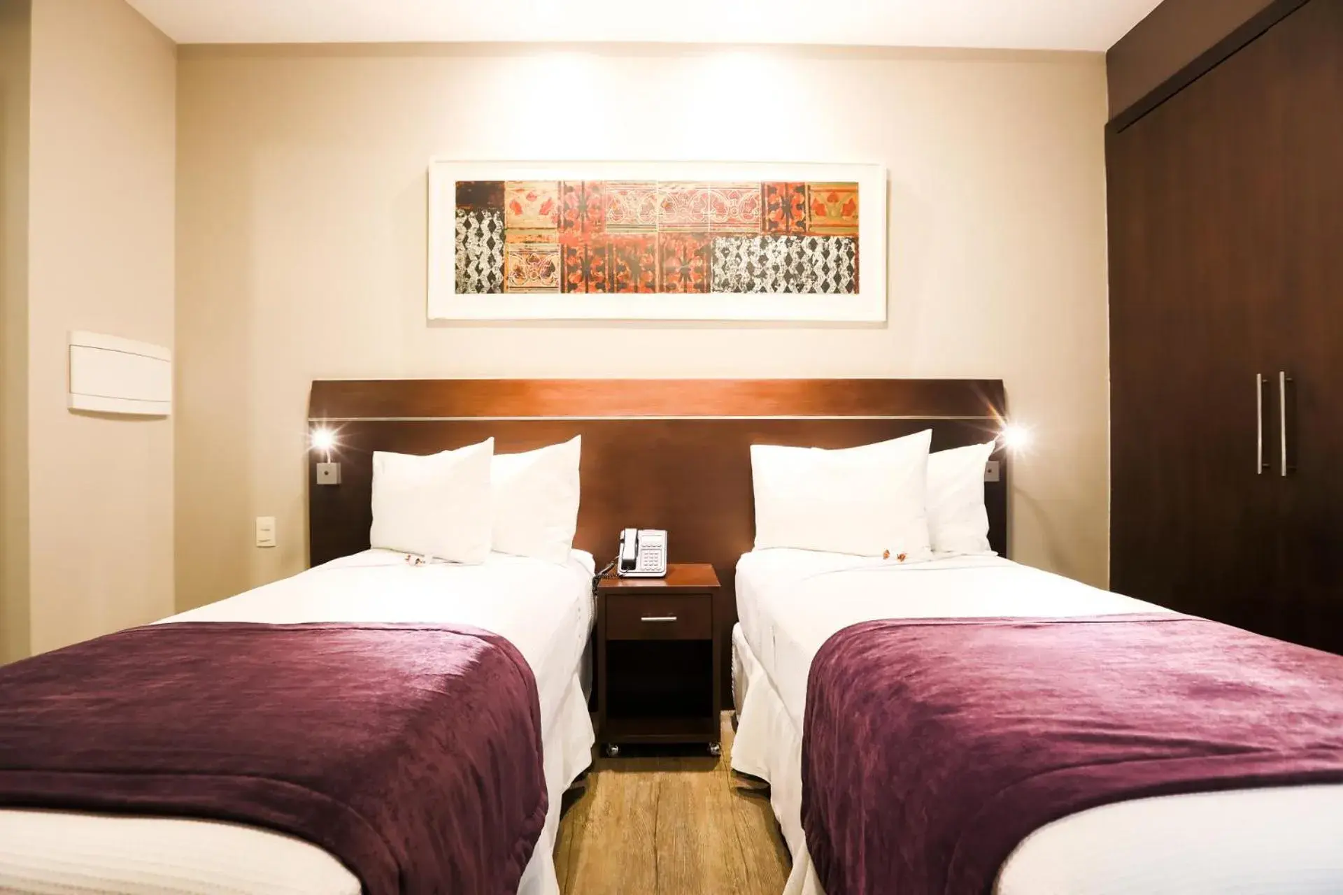 Deluxe Twin Room in San Diego Suites Ipatinga Deluxe Twin Room in San Diego Suites Ipatinga