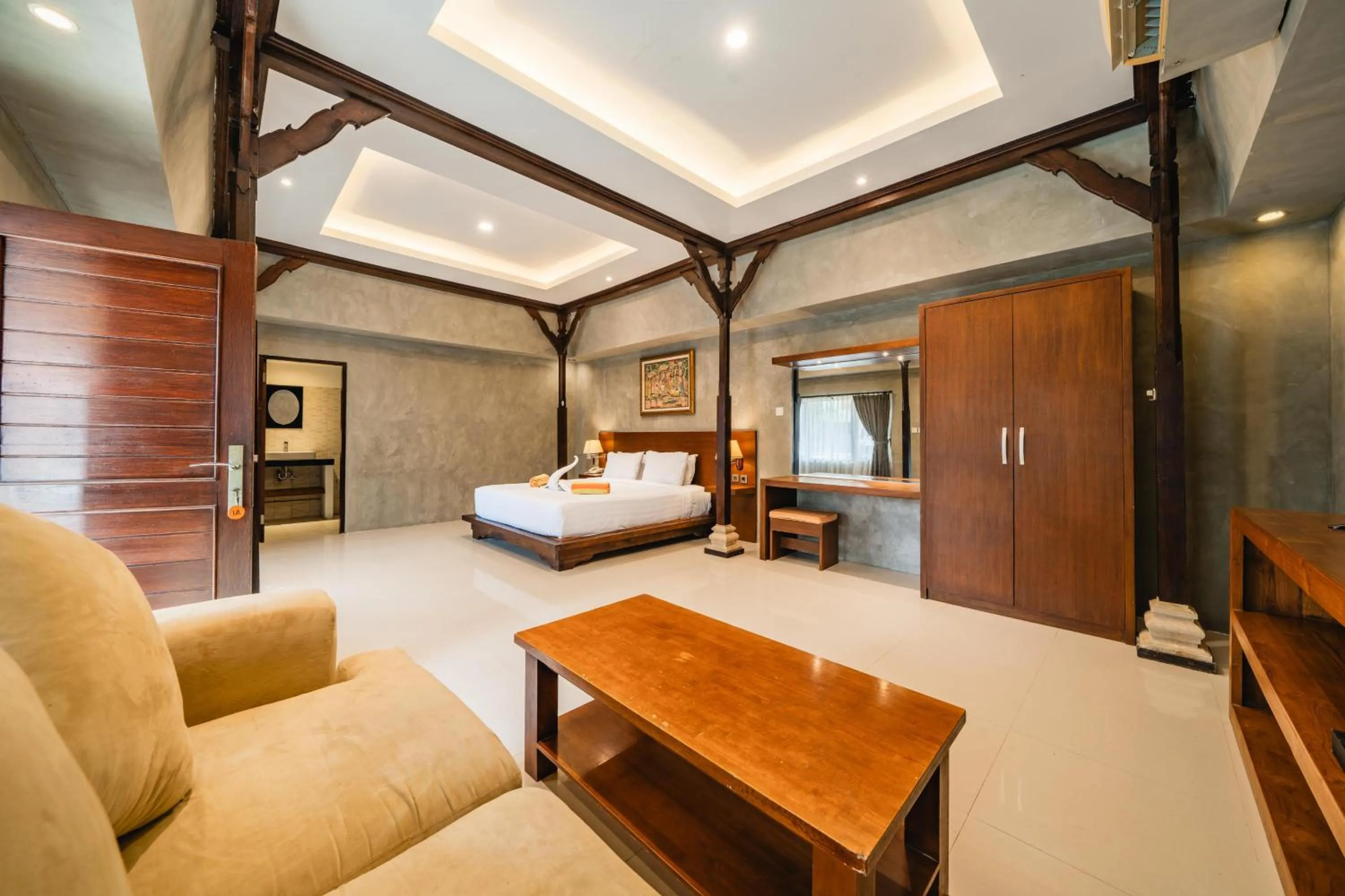 Bed in Uma Mani Villa Jimbaran