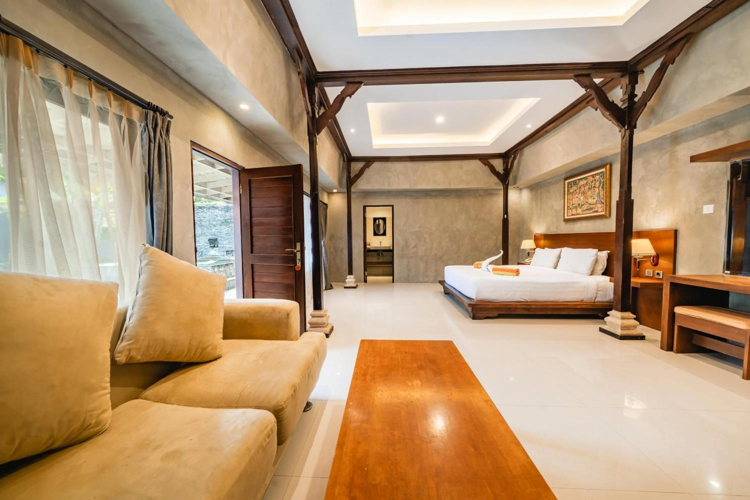 Bed in Uma Mani Villa Jimbaran