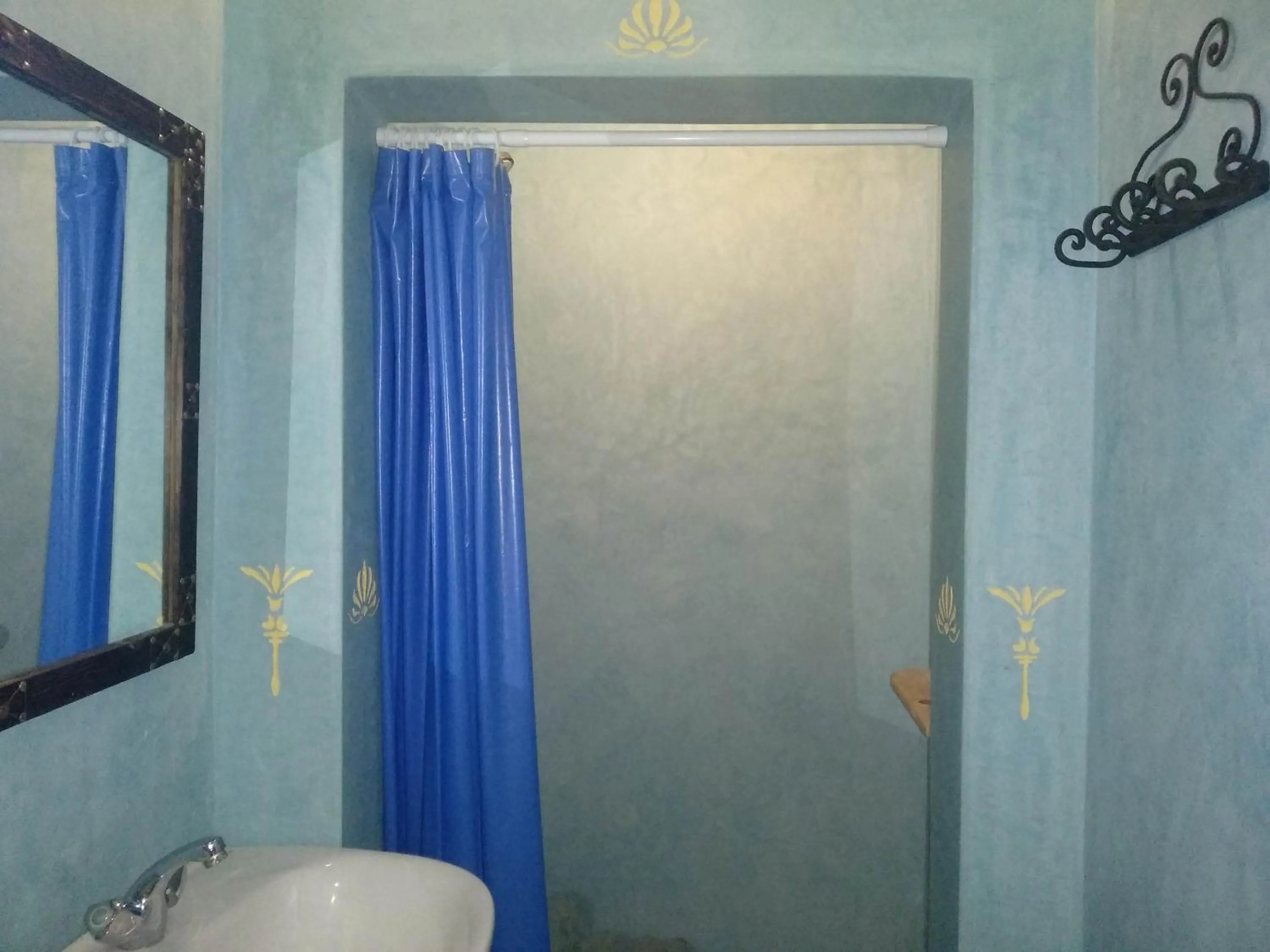 Bathroom in Chambre d'hôtes aya