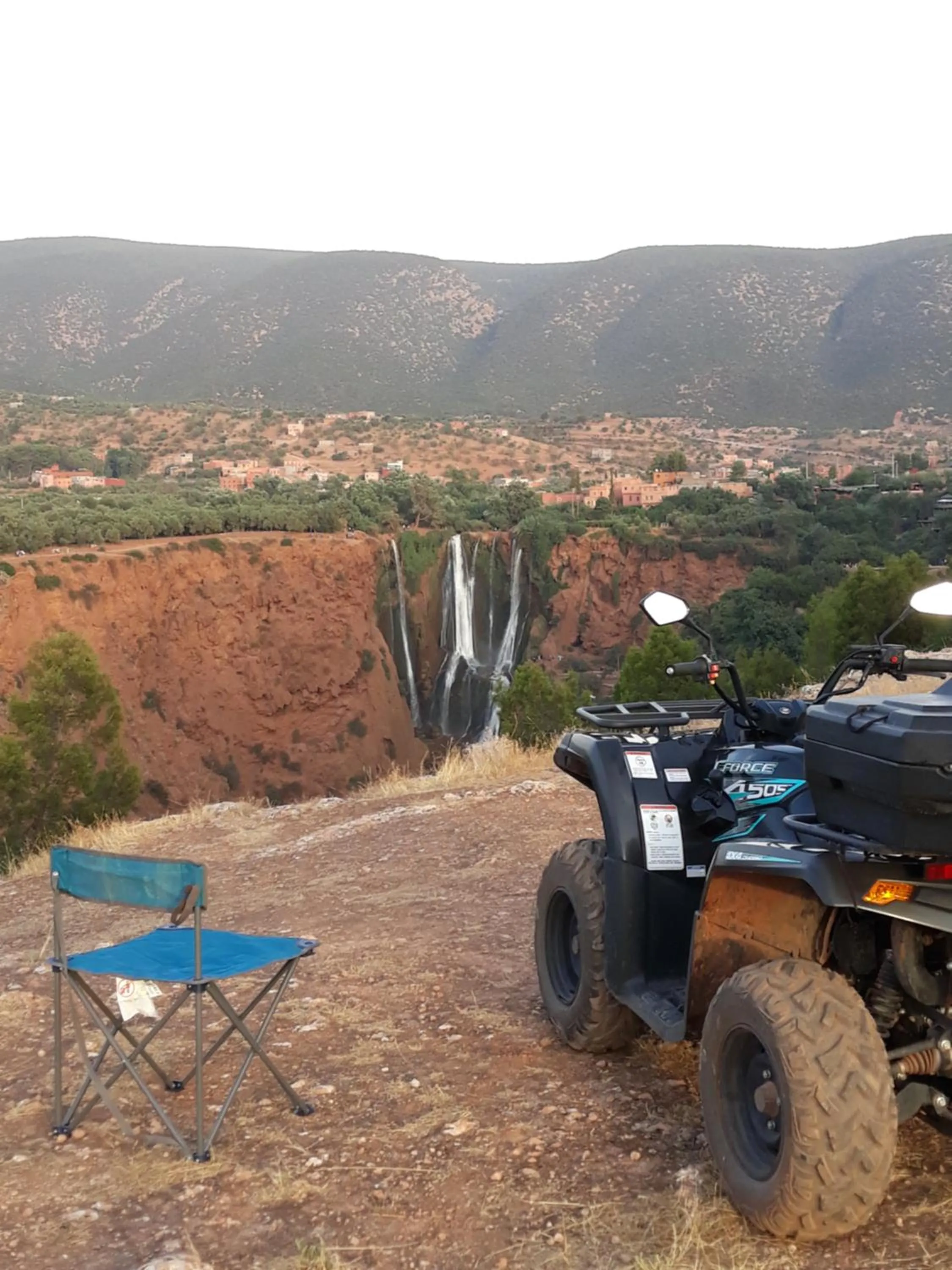 Hiking in Chambre d'hôtes aya