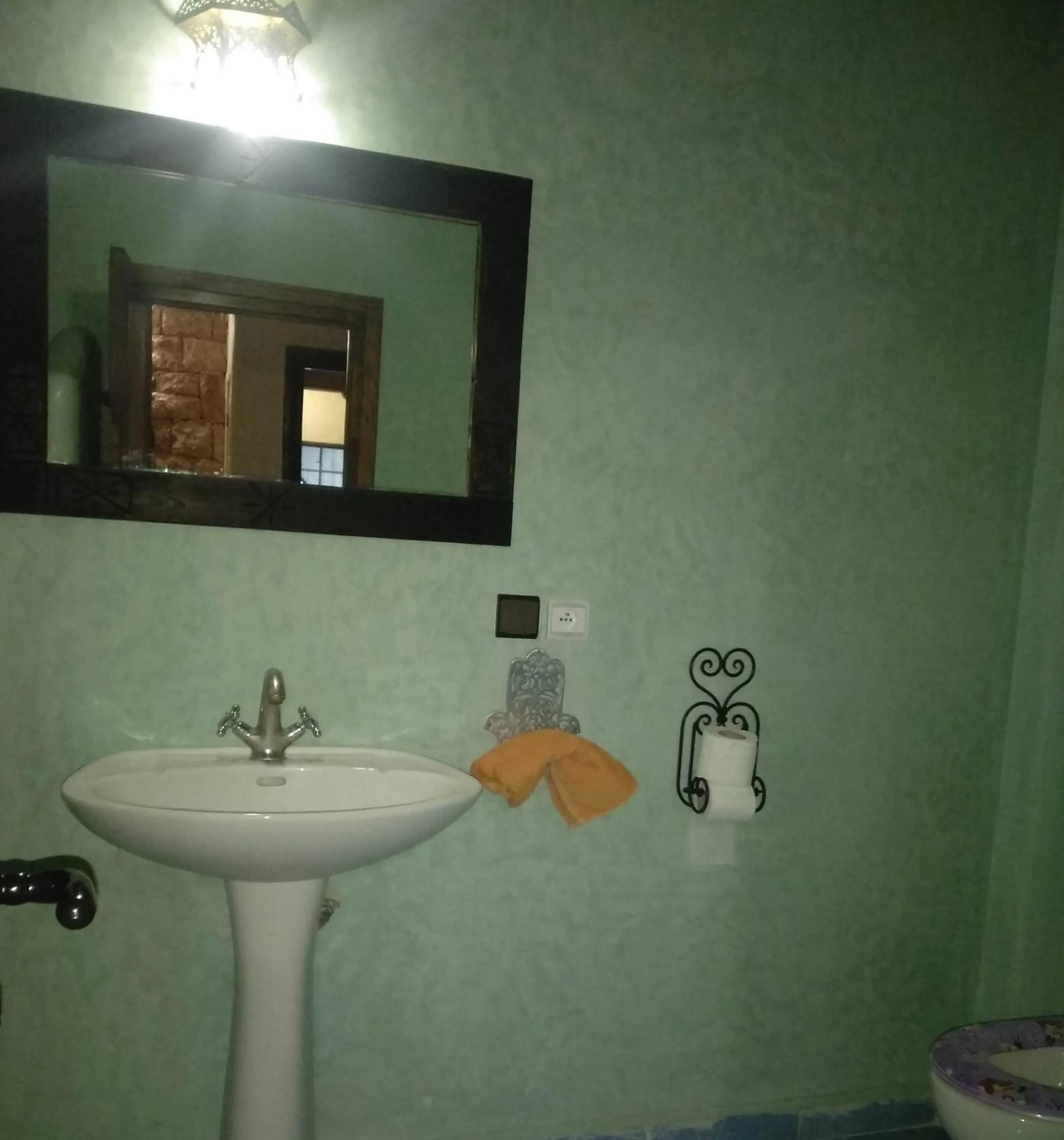 Bathroom in Chambre d'hôtes aya