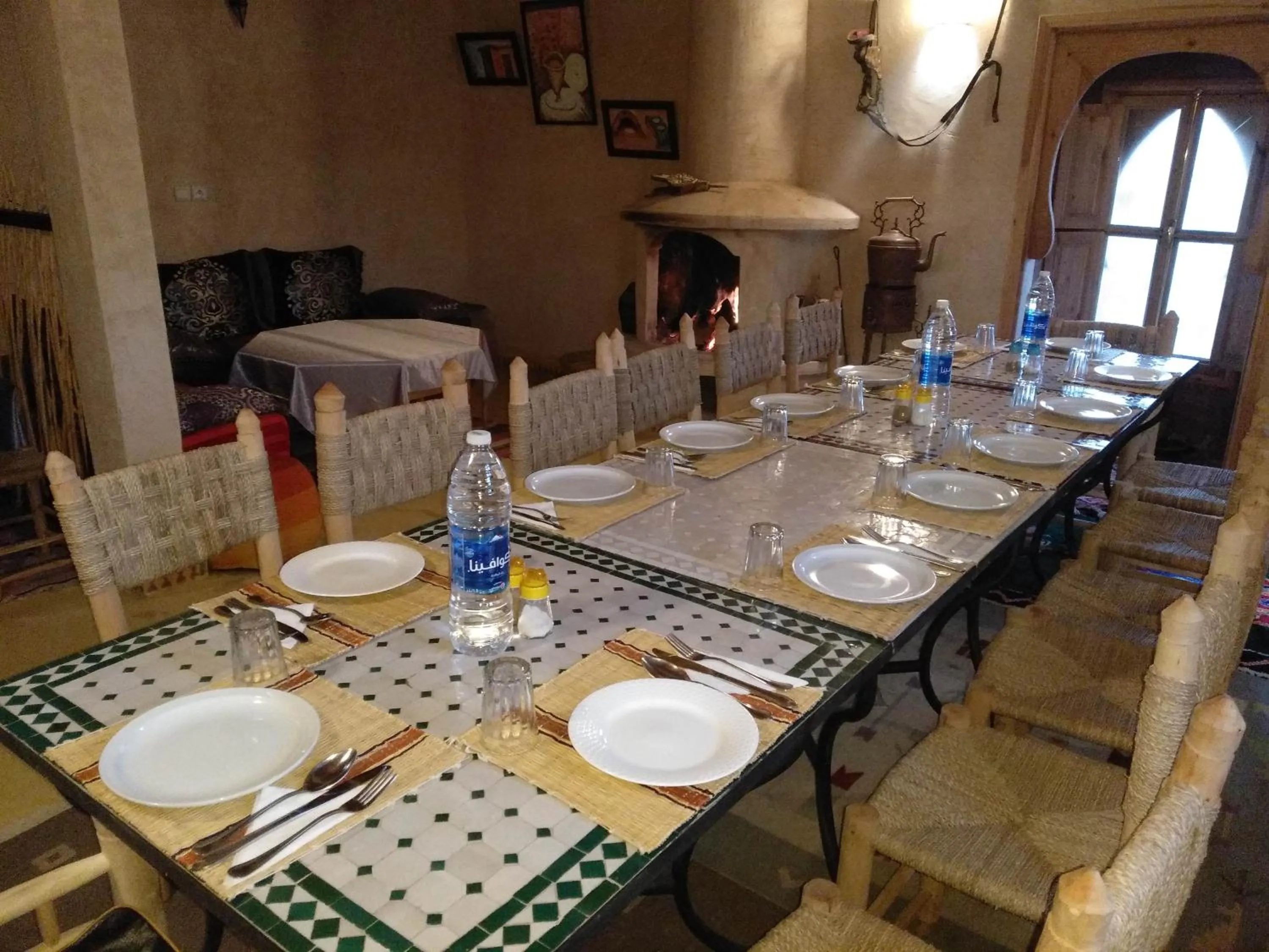 Restaurant/places to eat in Chambre d'hôtes aya