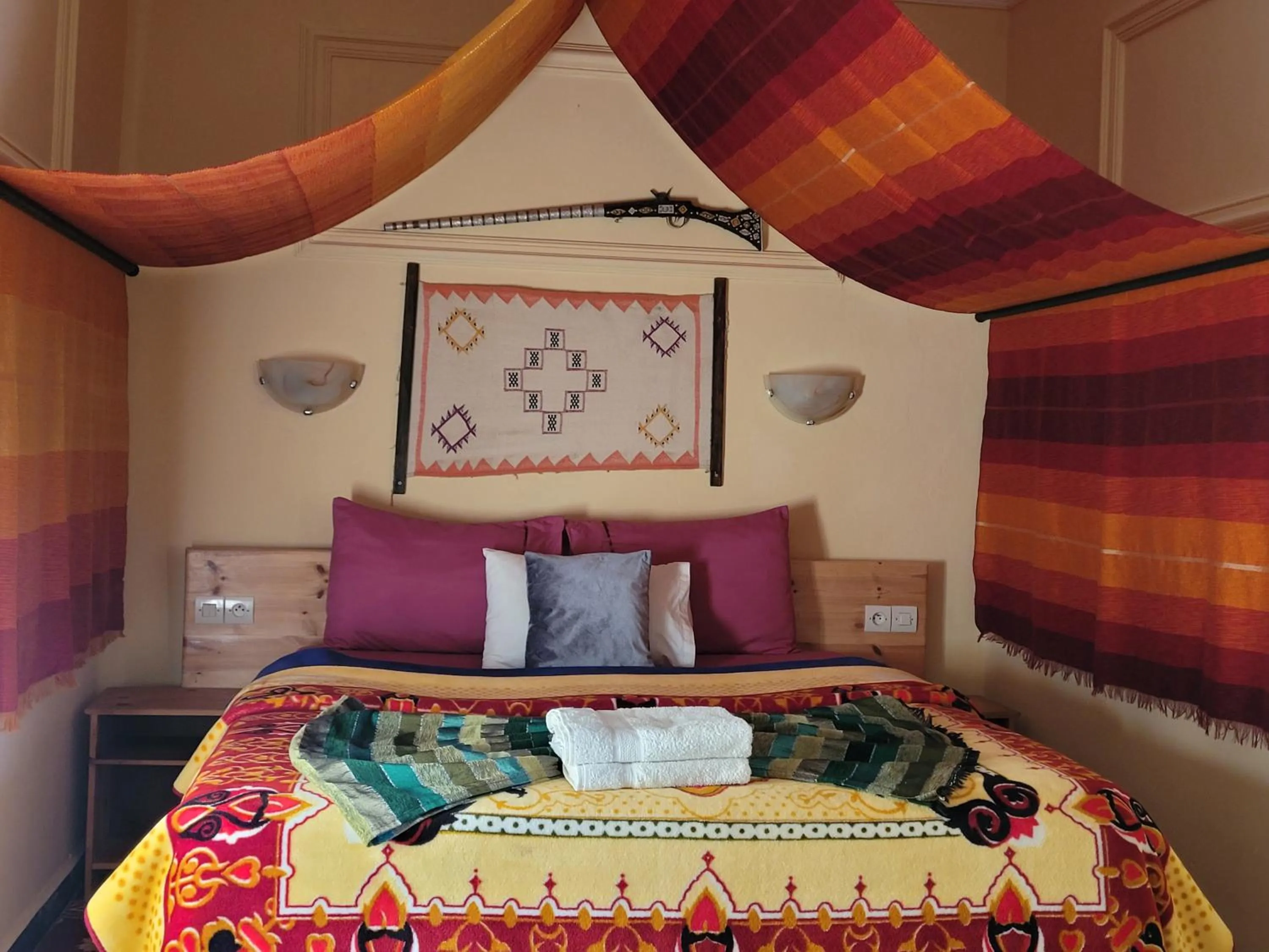 Bedroom, Bed in Chambre d'hôtes aya