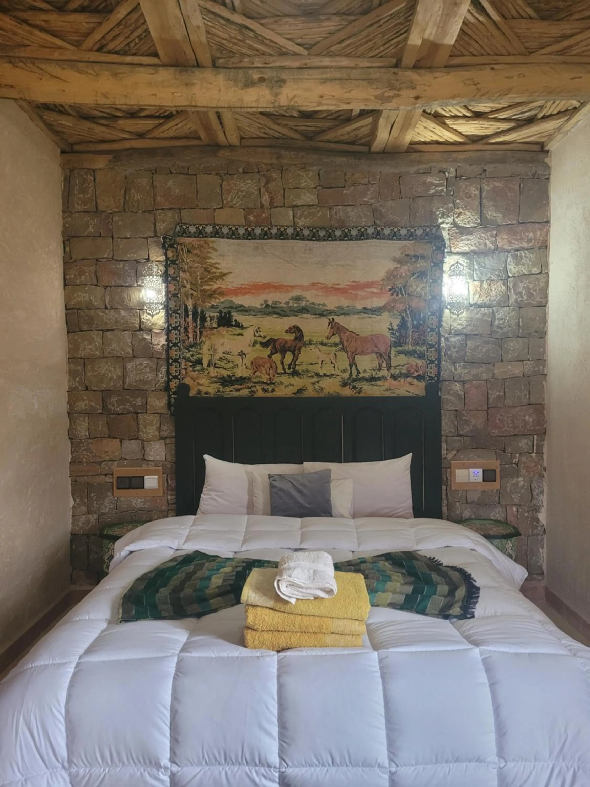 Bedroom, Bed in Chambre d'hôtes aya