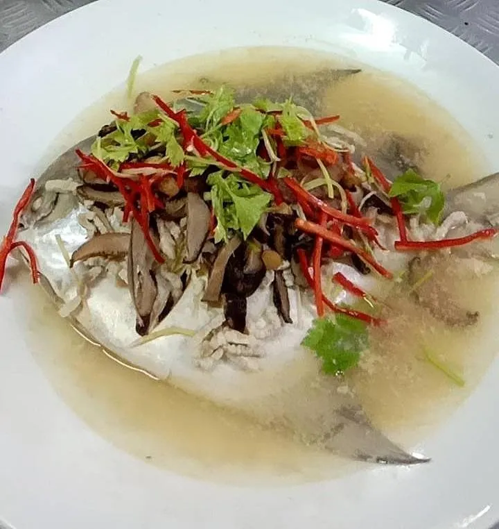 Food in Thumrin Thana Hotel