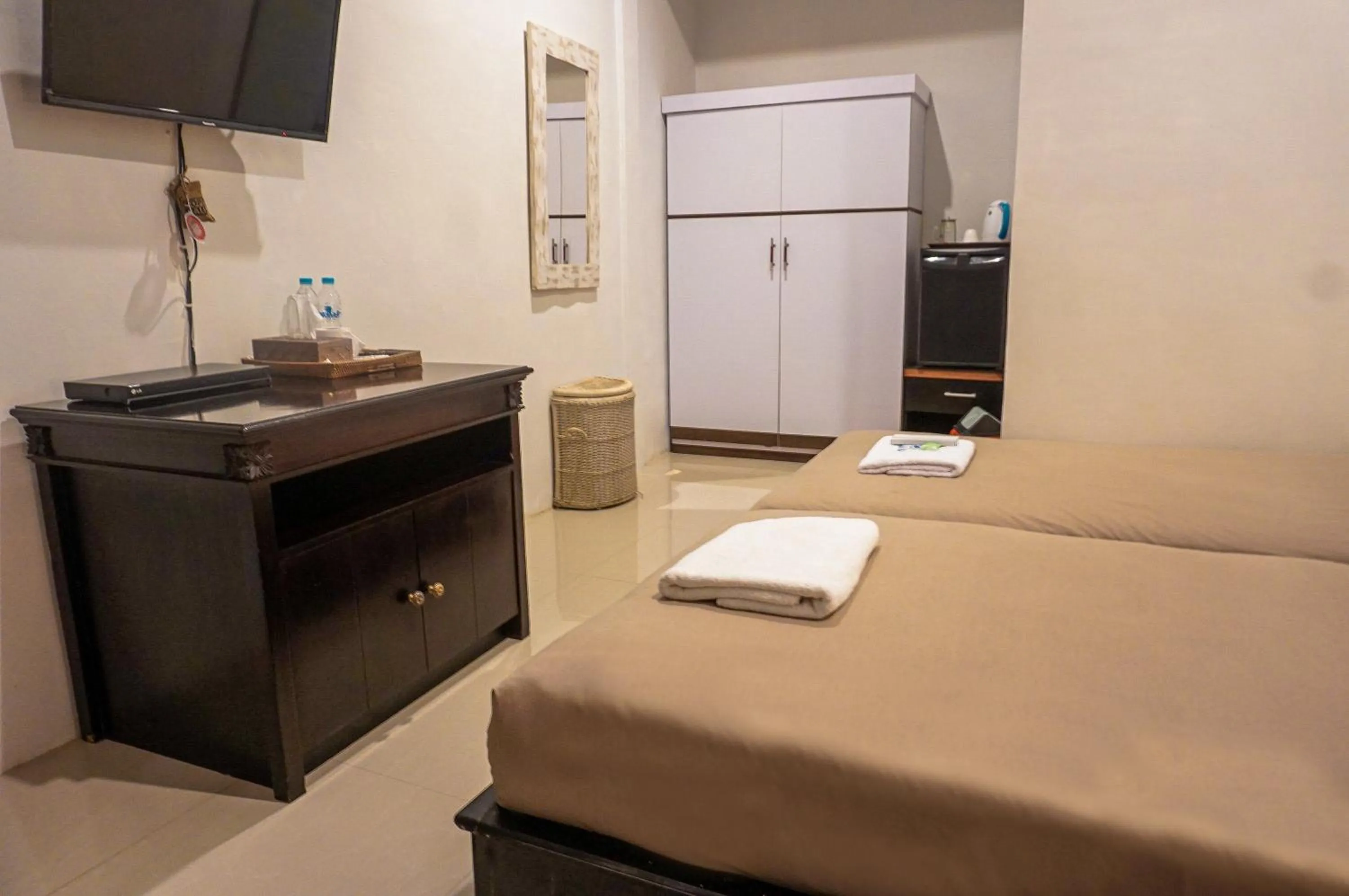 Bed in Wisma Pulau Merah