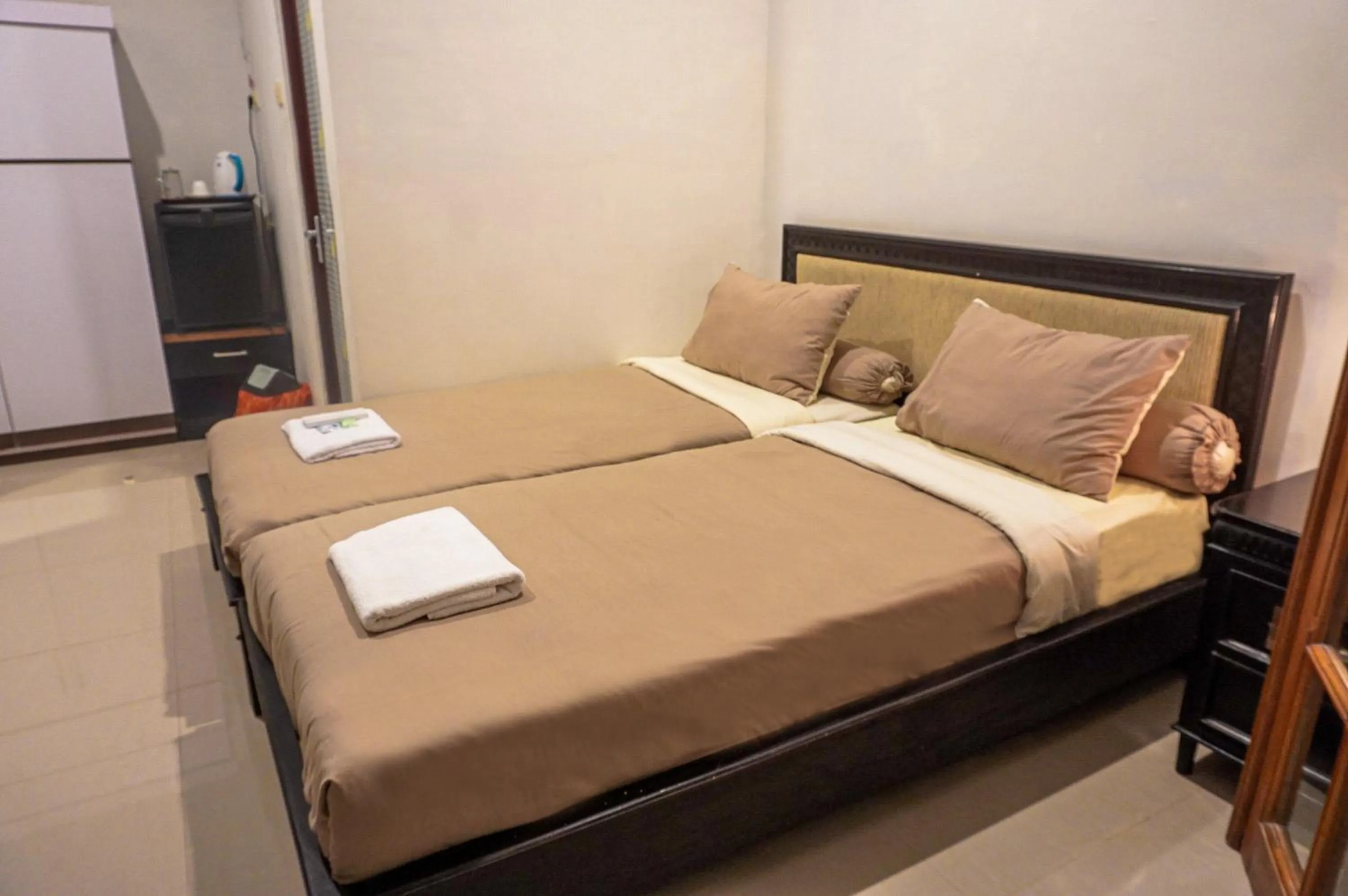 Bed in Wisma Pulau Merah