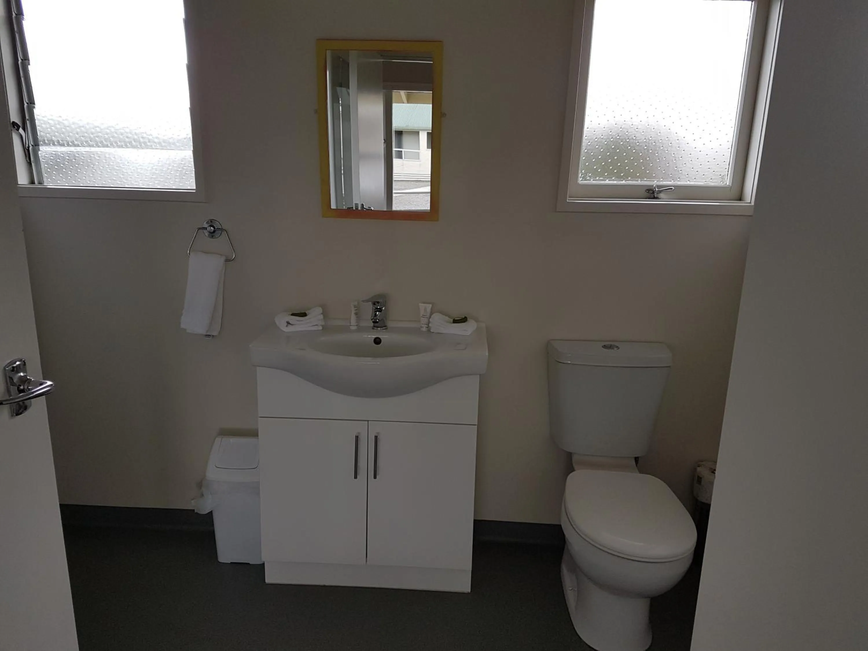 Bathroom in Featherston Motels And Camping