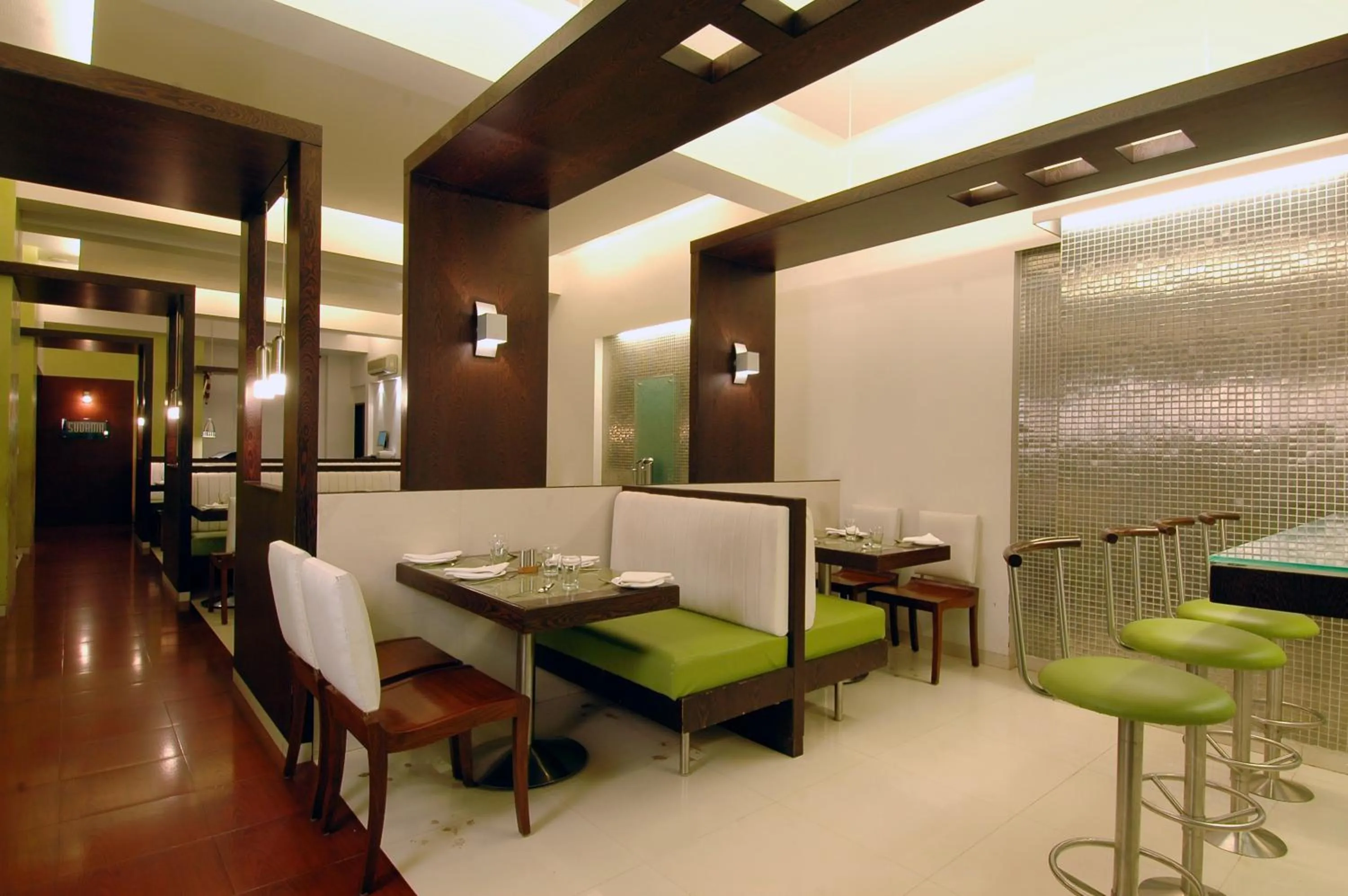 Krishna Palace Hotel