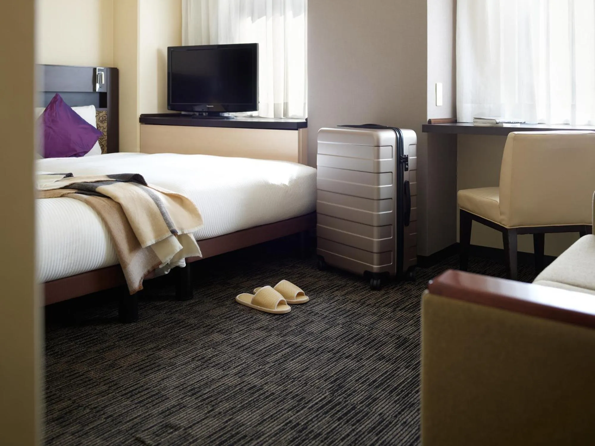 Bedroom, TV/Entertainment Center in Mitsui Garden Hotel Osaka Yodoyabashi