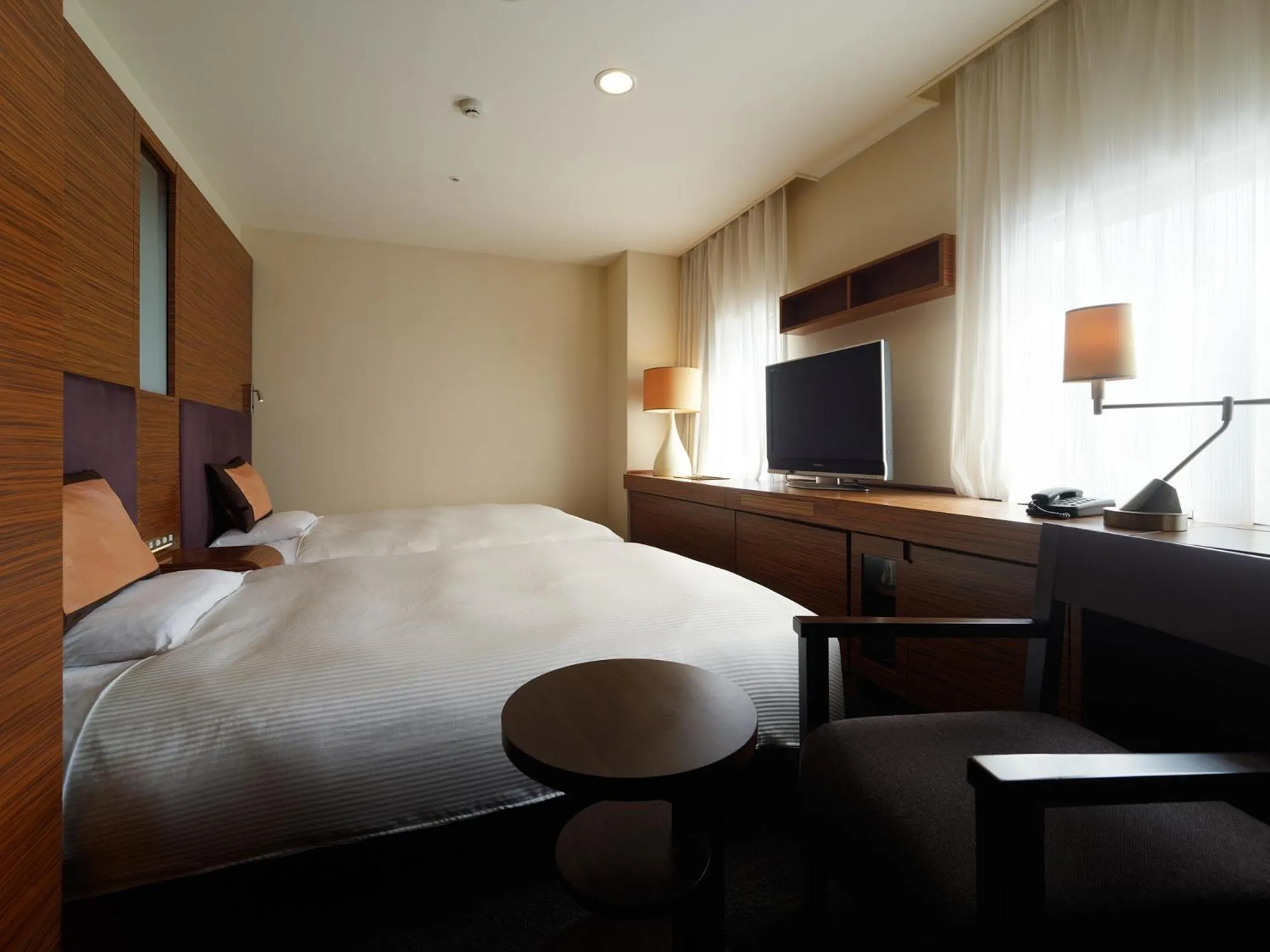 Bedroom in Mitsui Garden Hotel Osaka Yodoyabashi