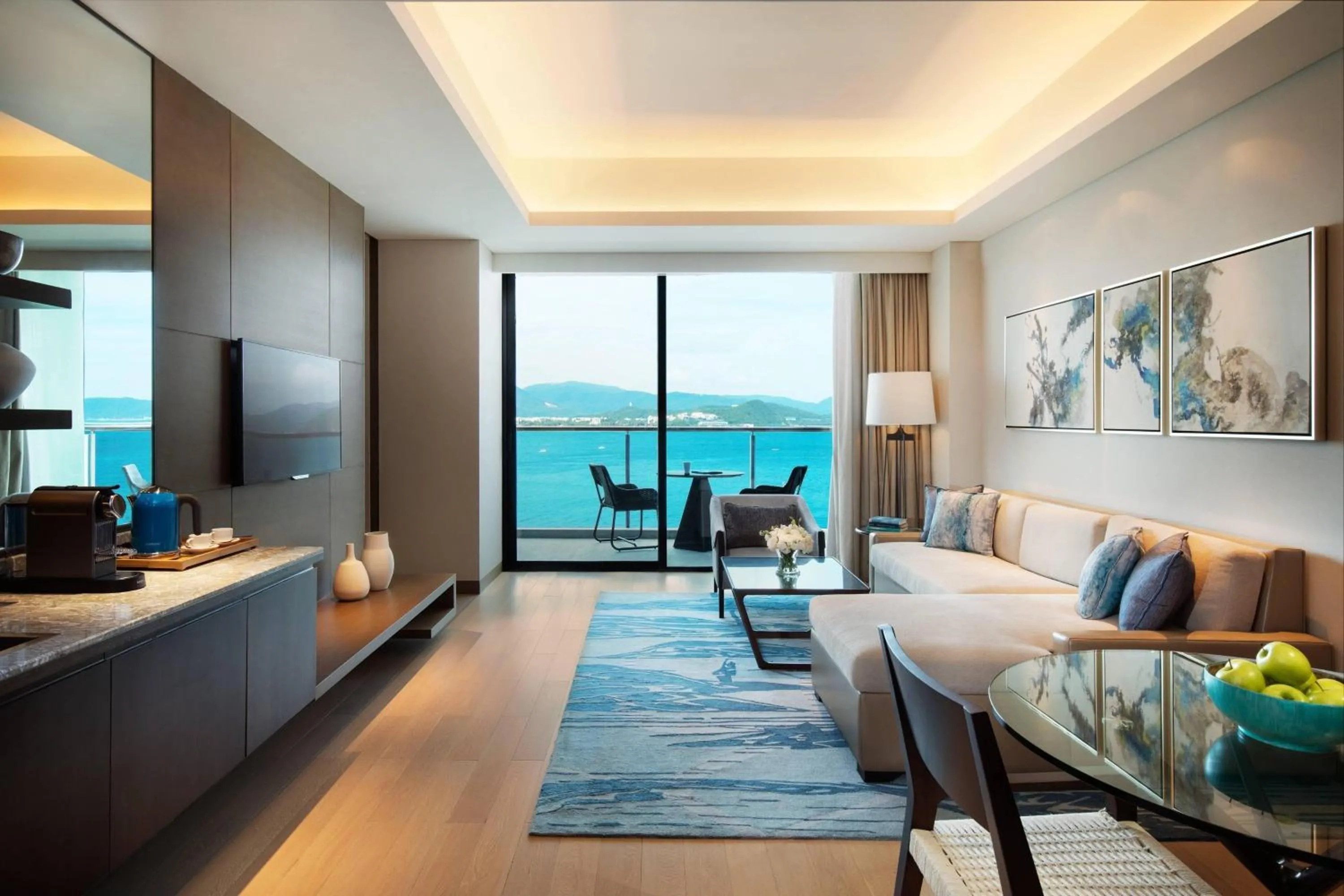 Living room in JW Marriott Hotel Sanya Dadonghai Bay