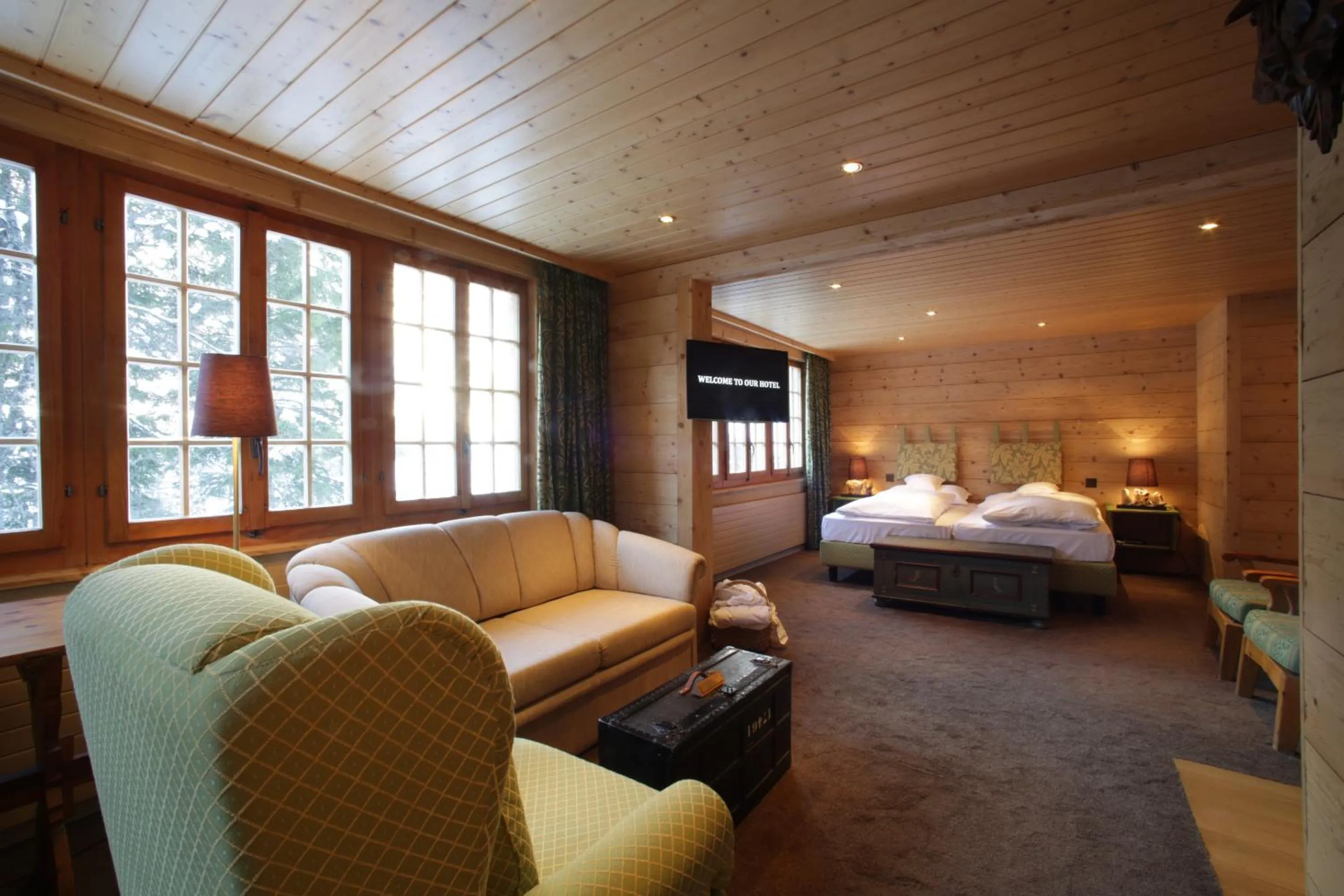 Bed in Waldhotel Doldenhorn