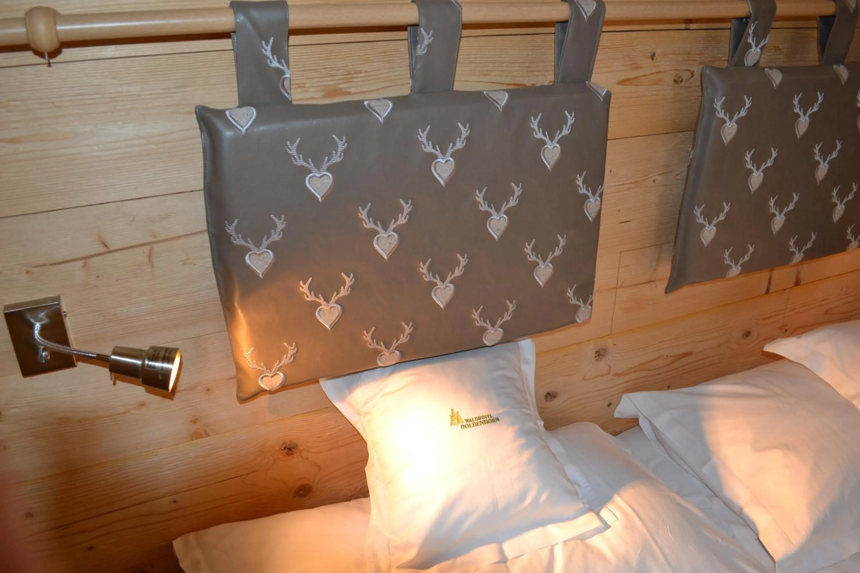 Bedroom, Bed in Waldhotel Doldenhorn