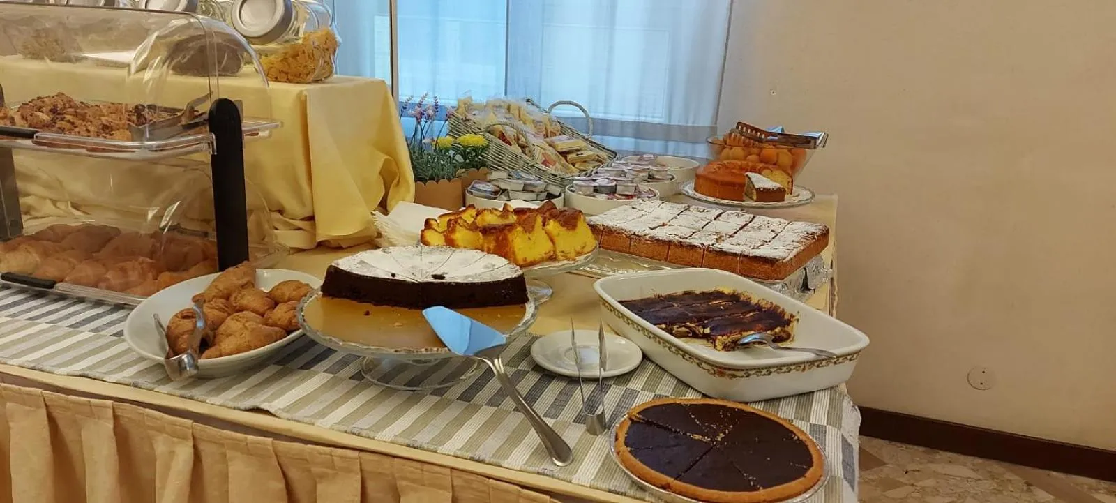 Breakfast in Hotel Brezza