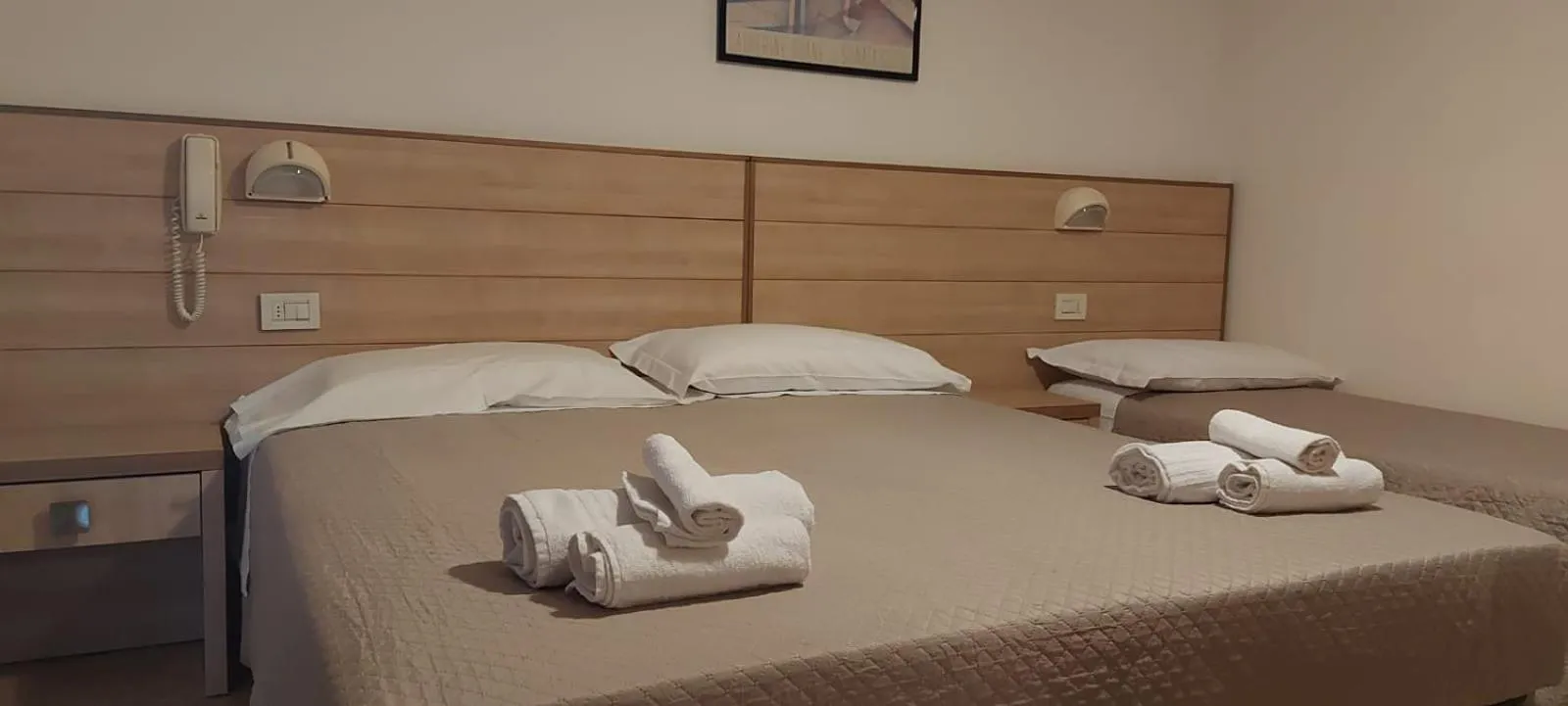 Bedroom, Bed in Hotel Brezza