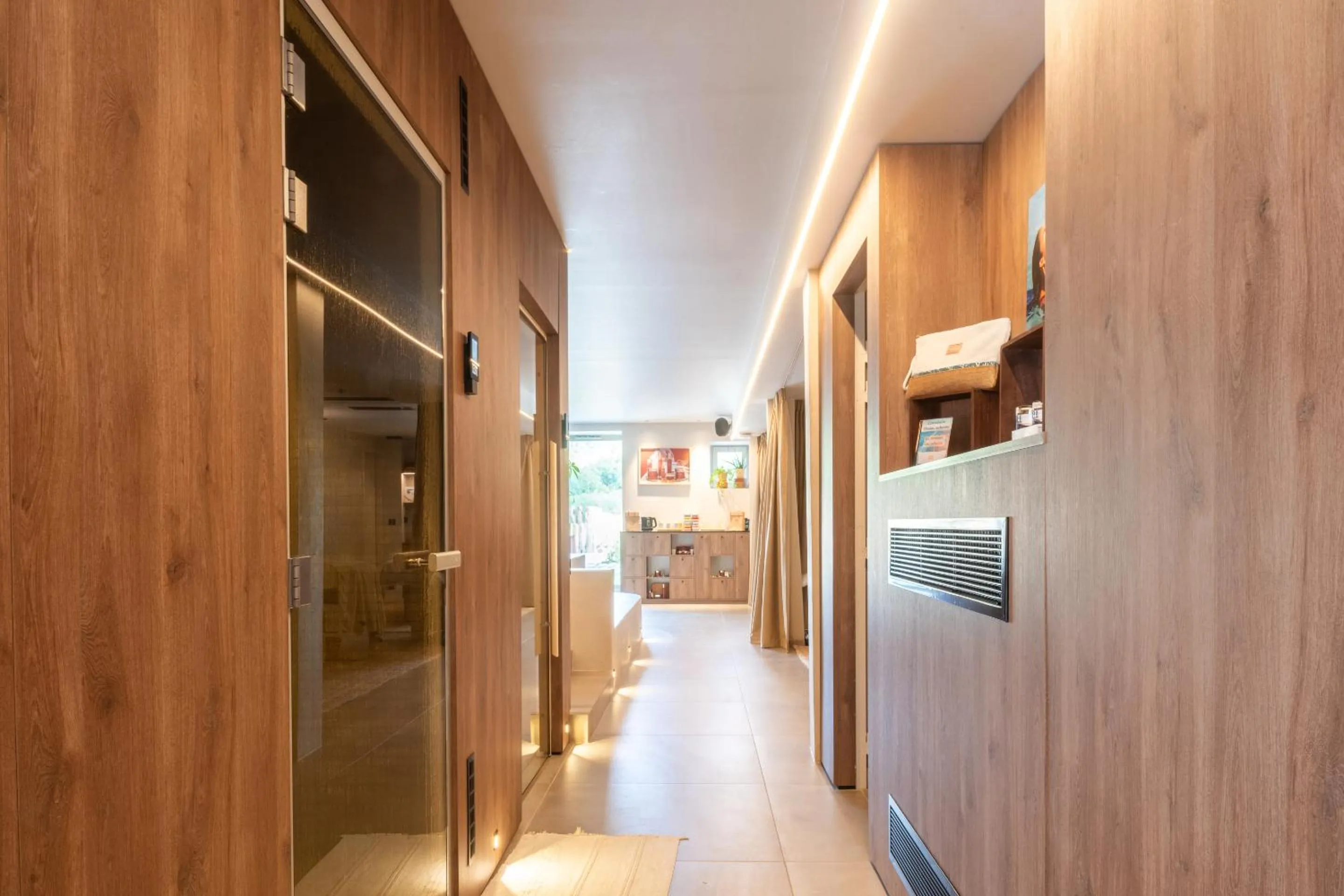 Spa and wellness centre/facilities in Hôtel Restaurant & Spa La Maison Oppoca