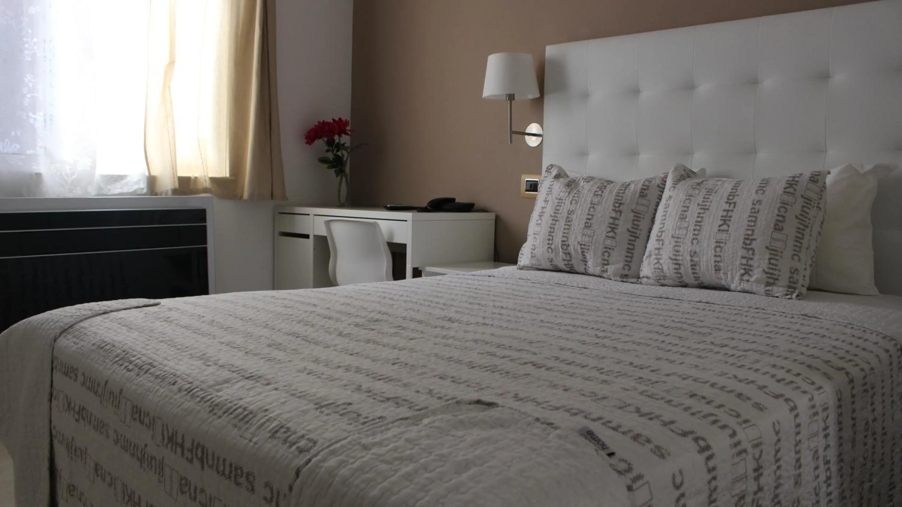 Photo of the whole room in Morenos Boutique Hotel