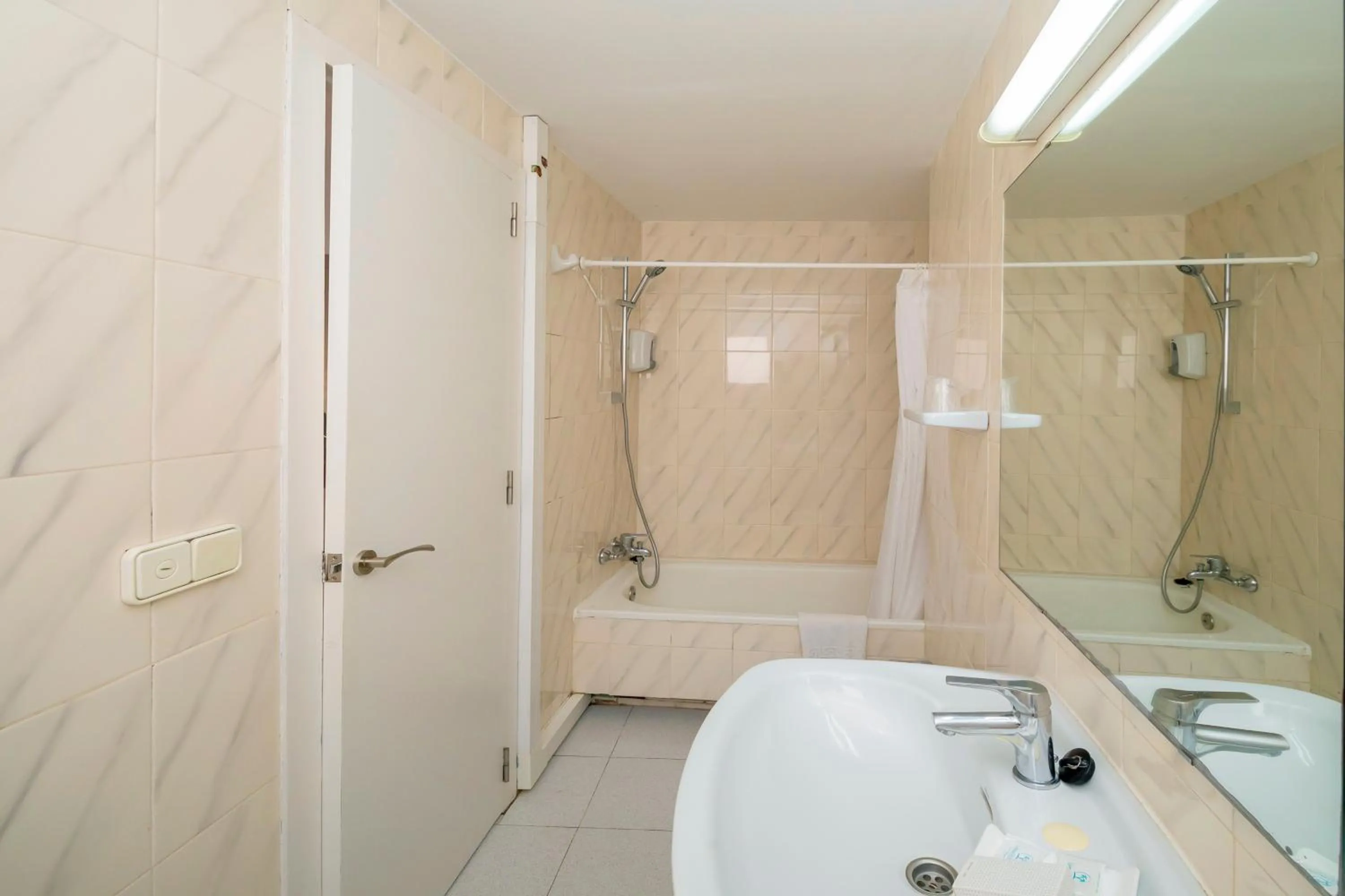Bathroom in Hotel Ibiza Playa