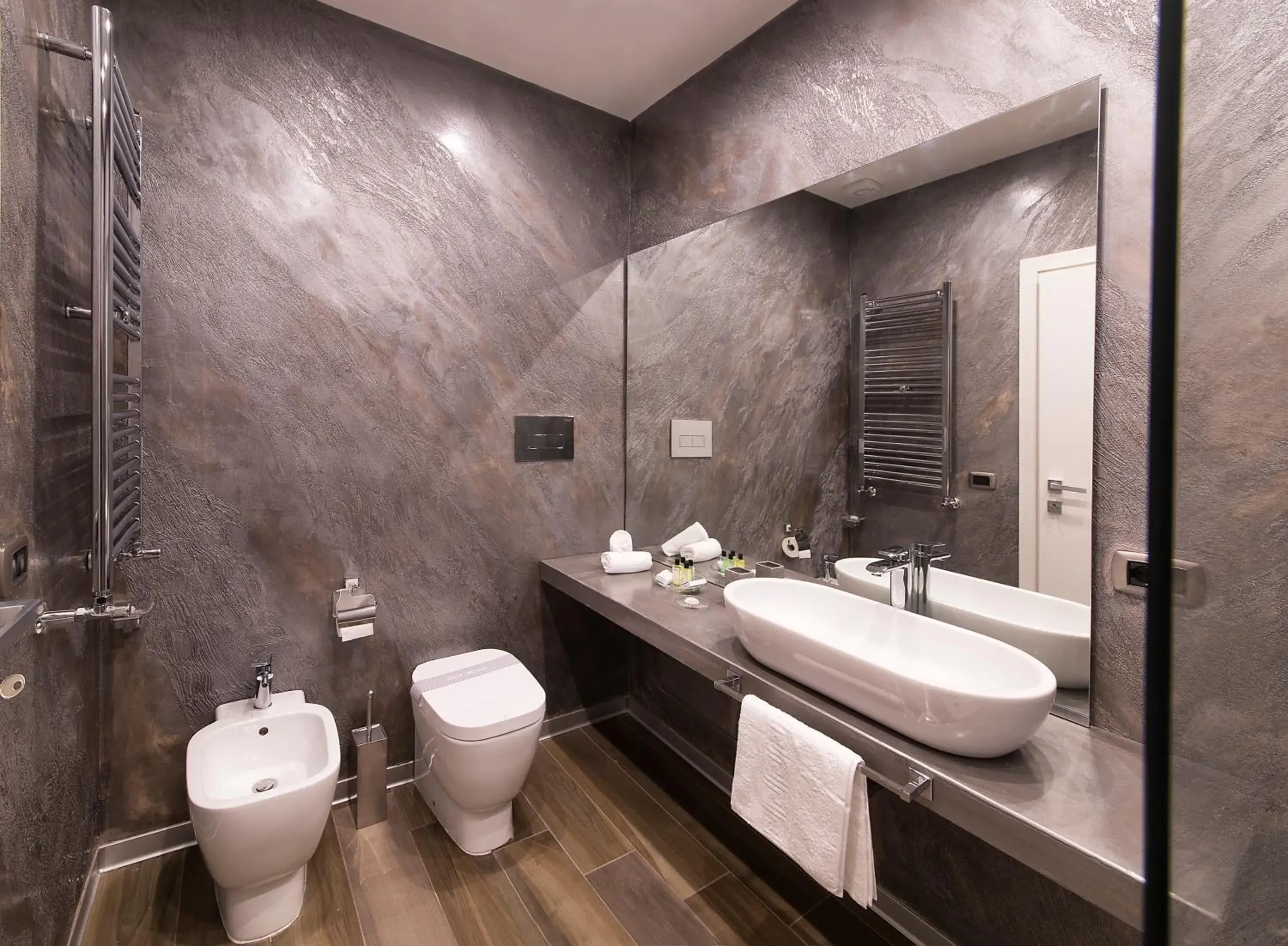 Superior Twin or Double Room with extra bed in Dante Maison de Charme Superior Twin or Double Room with extra bed in Dante Maison de Charme