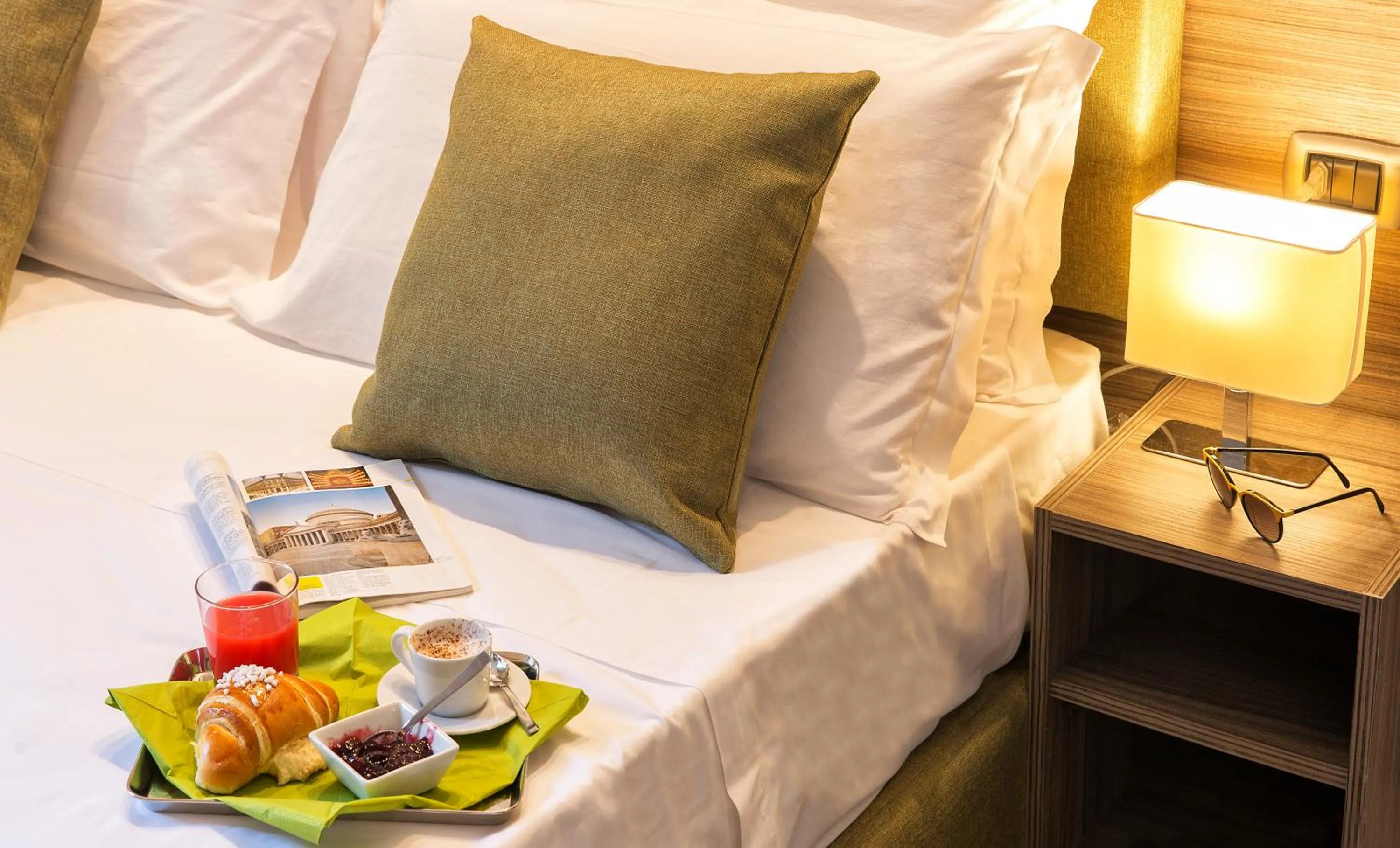 Food and drinks, Bed in Dante Maison de Charme