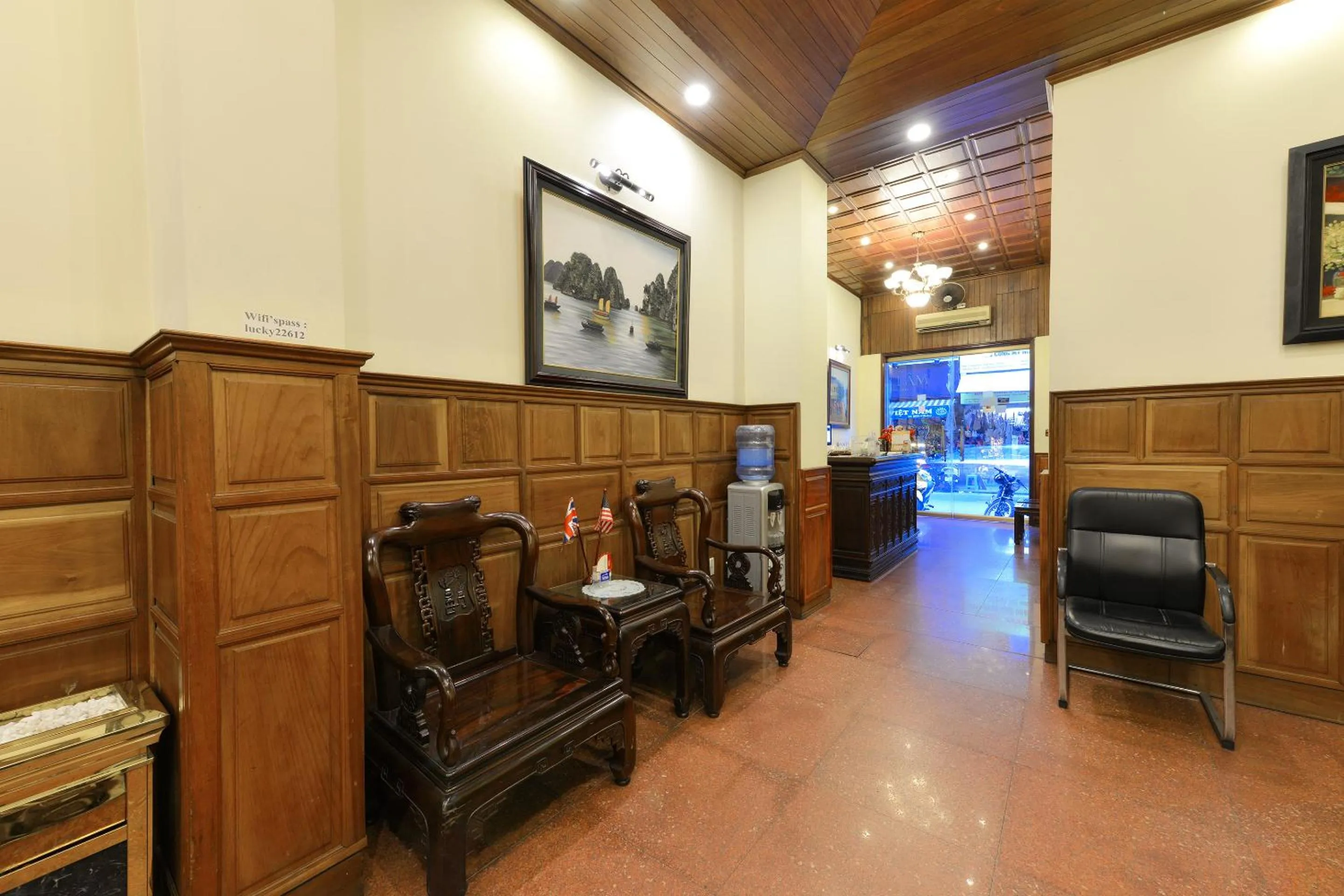 Lobby or reception in Lucky 2 Hotel & Travel