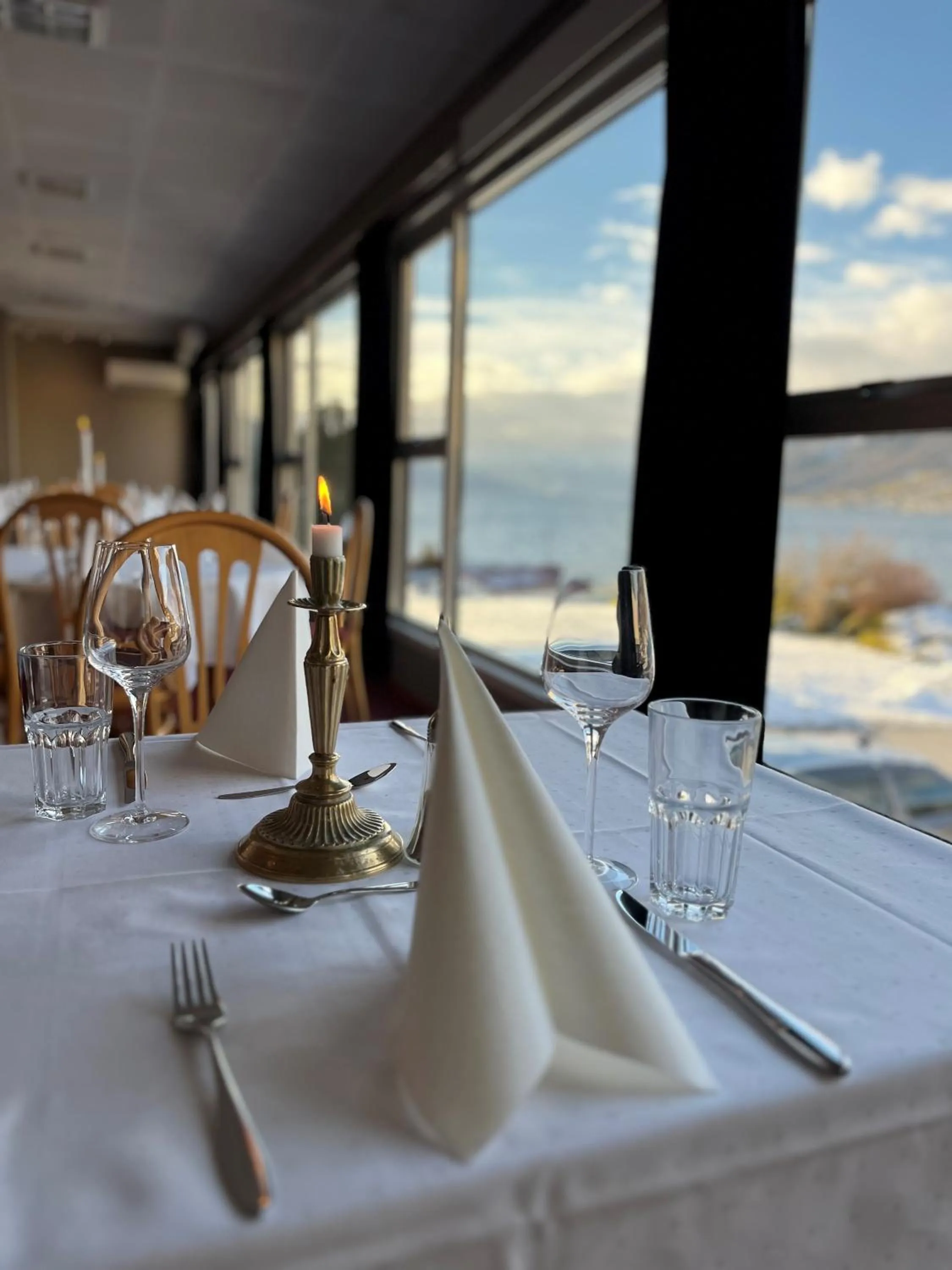 Restaurant/Places to Eat in Sognefjord Hotel