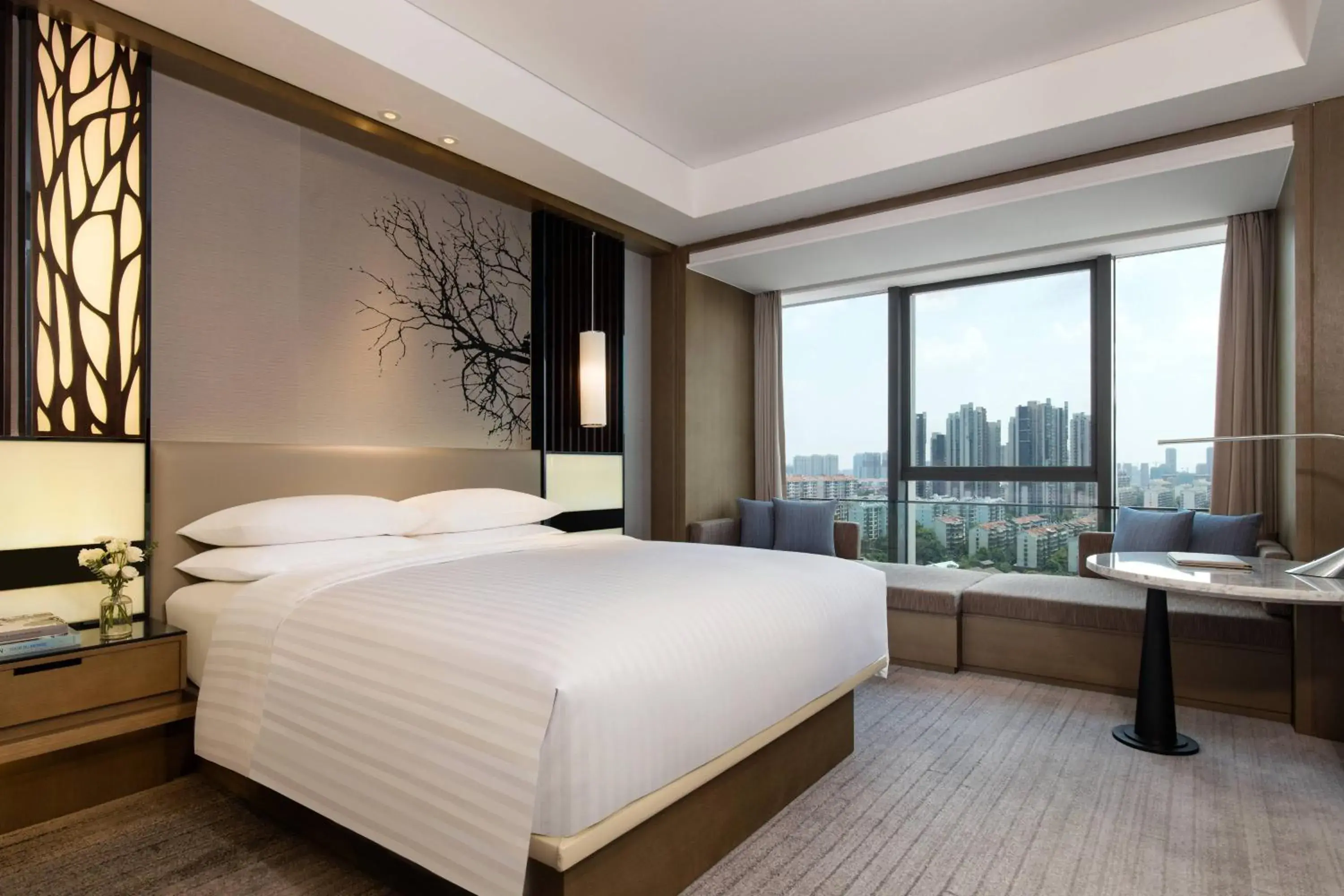 Standard King Room in Courtyard by Marriott Changsha South Standard King Room in Courtyard by Marriott Changsha South