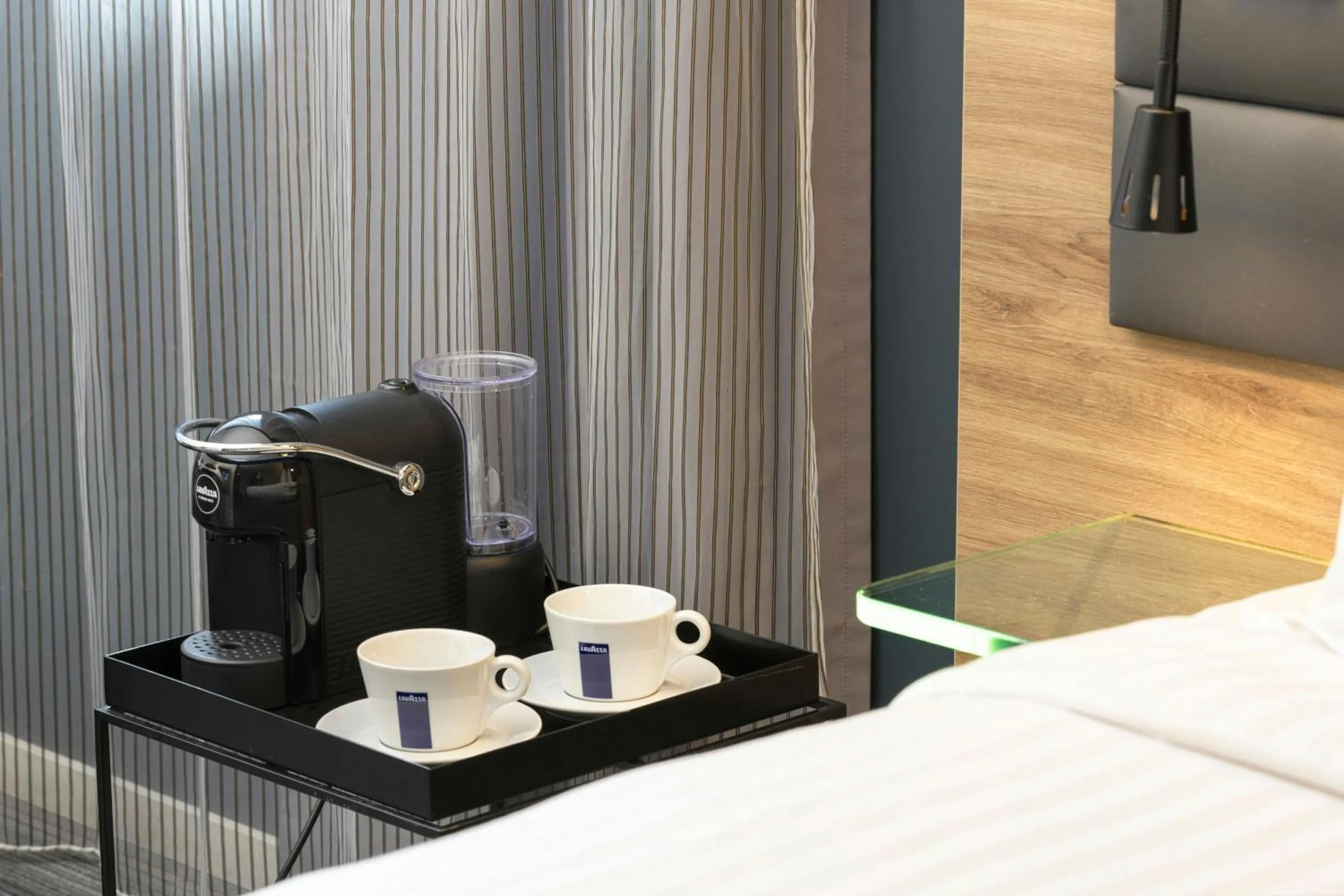 Photo of the whole room, Bed in Moxy London Stratford