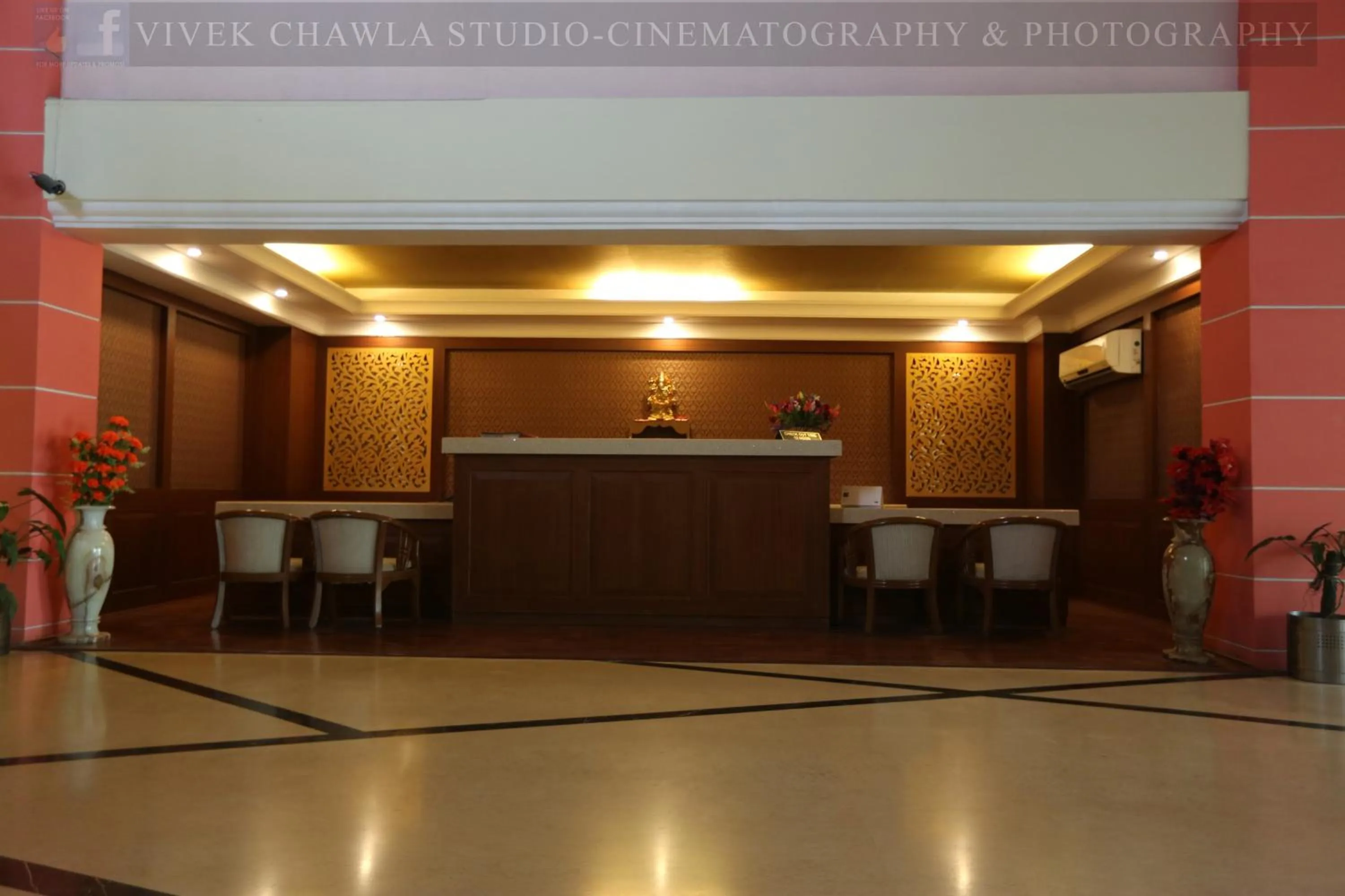 Lobby or reception in Dee Marks Airport Hotel & Resorts