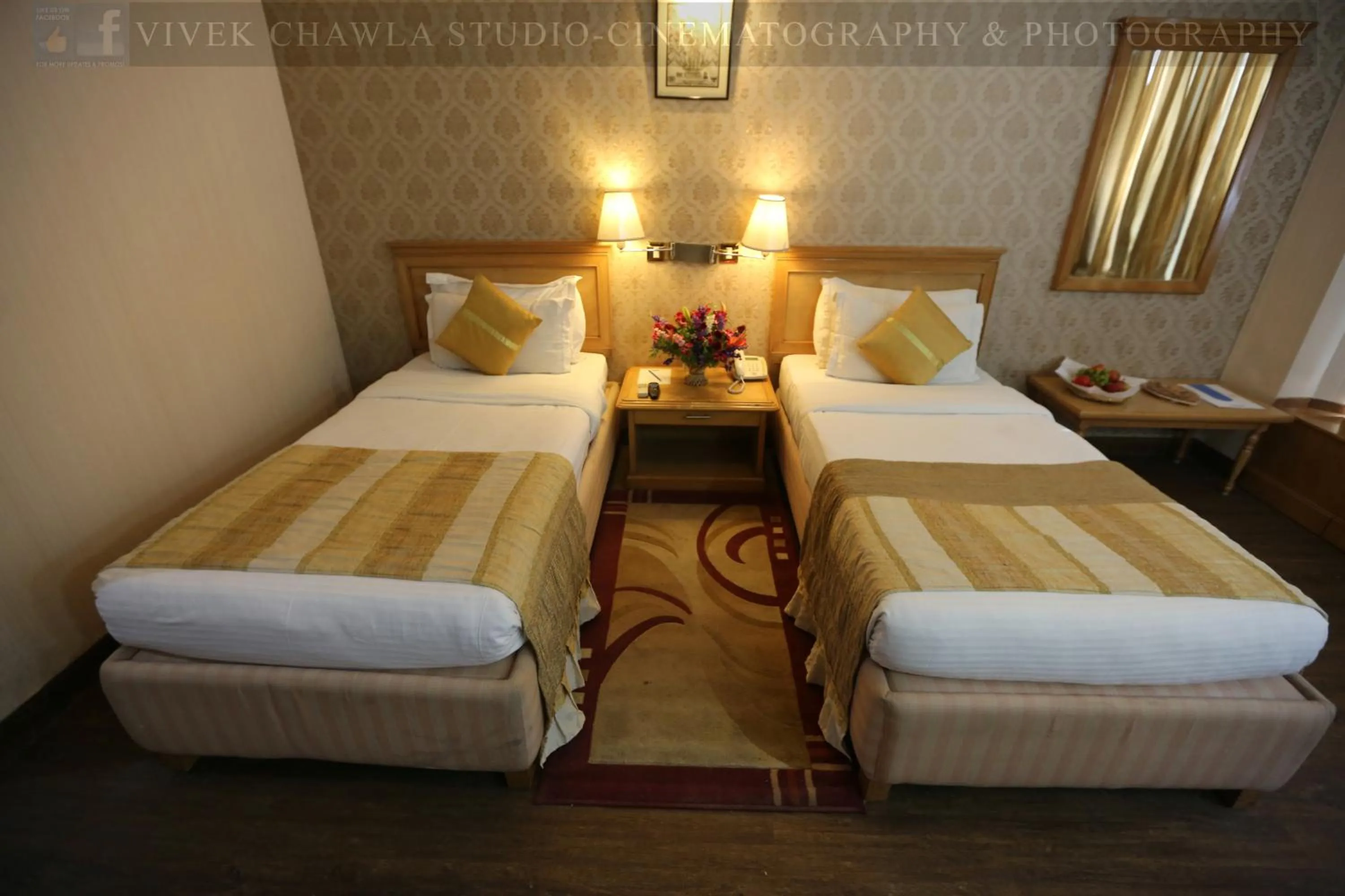 Bed in Dee Marks Airport Hotel & Resorts