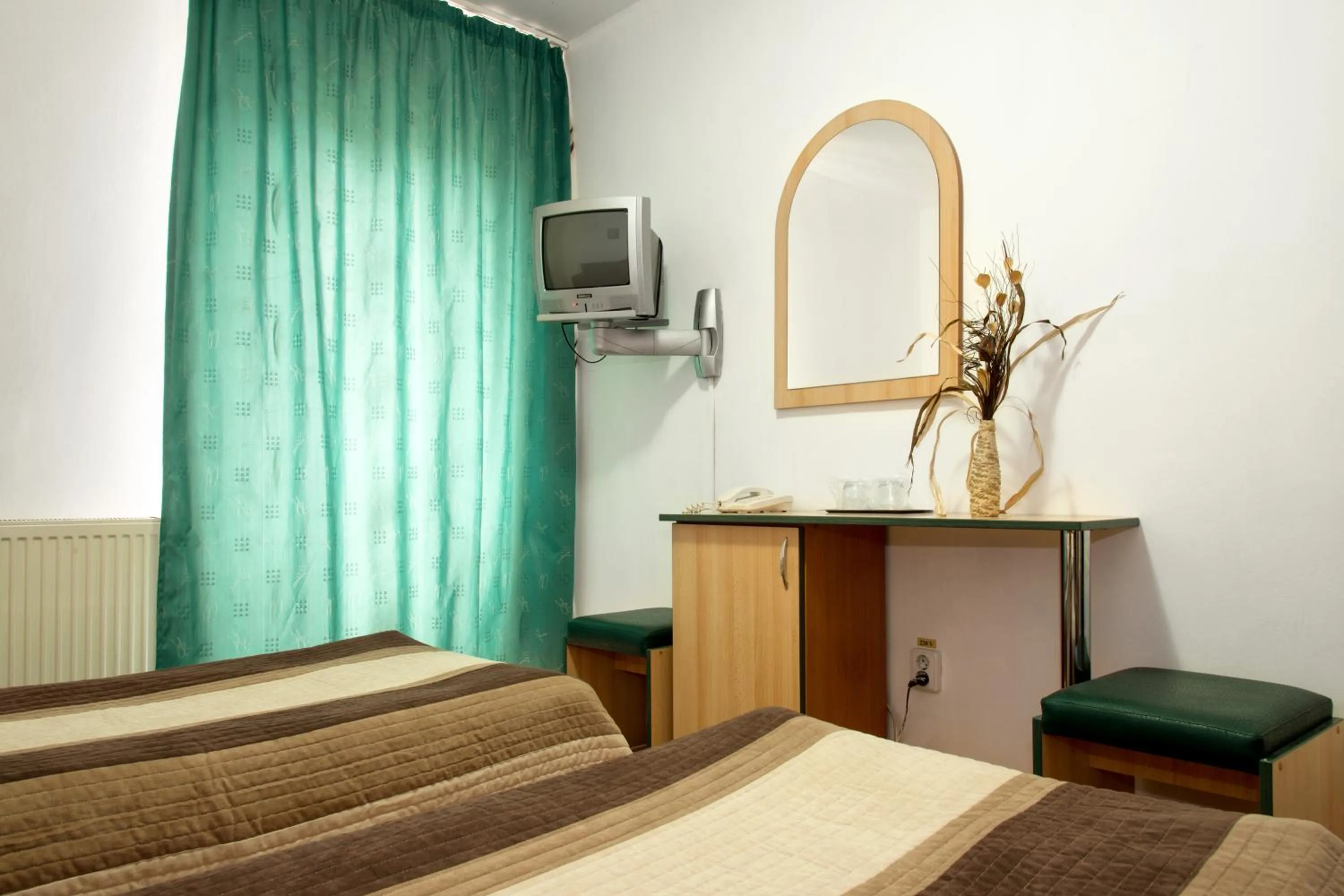 TV and multimedia, Bed in Hotel Beta