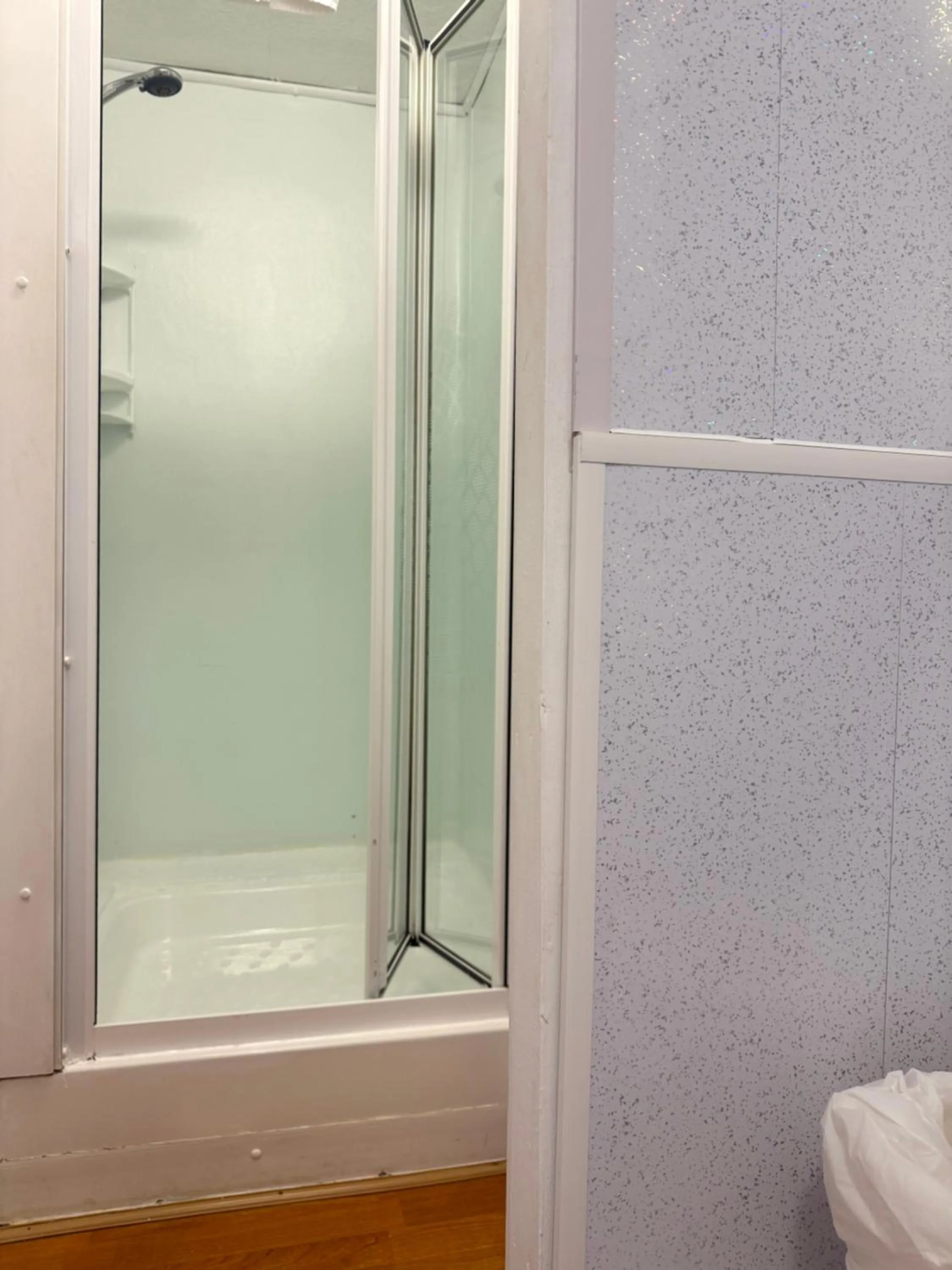 Shower in The Aberford